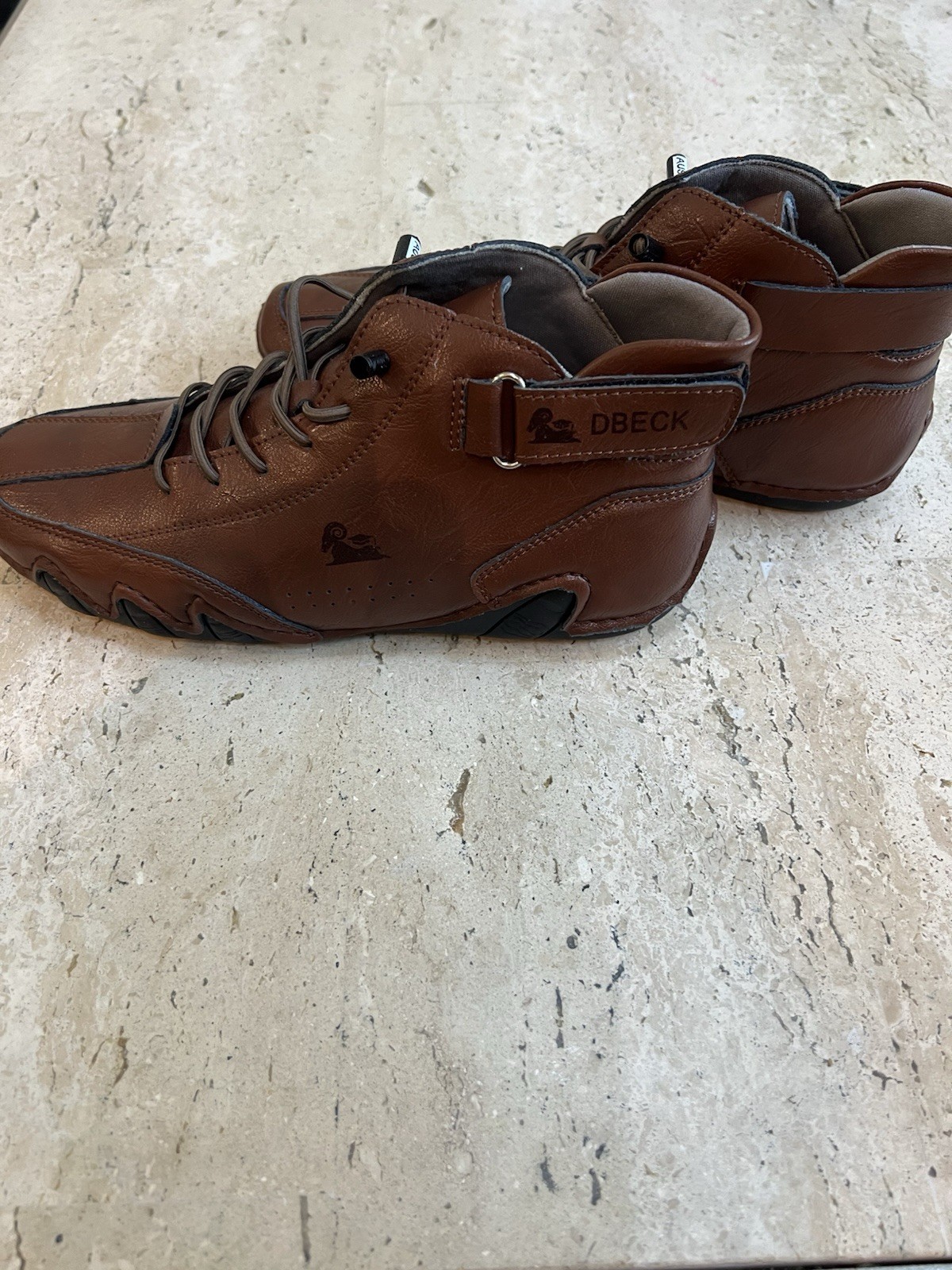 DBECK Explorer Waterproof Lightweight Non-Slip Barefoot Ankle Boots Sz. 40/ 9.5