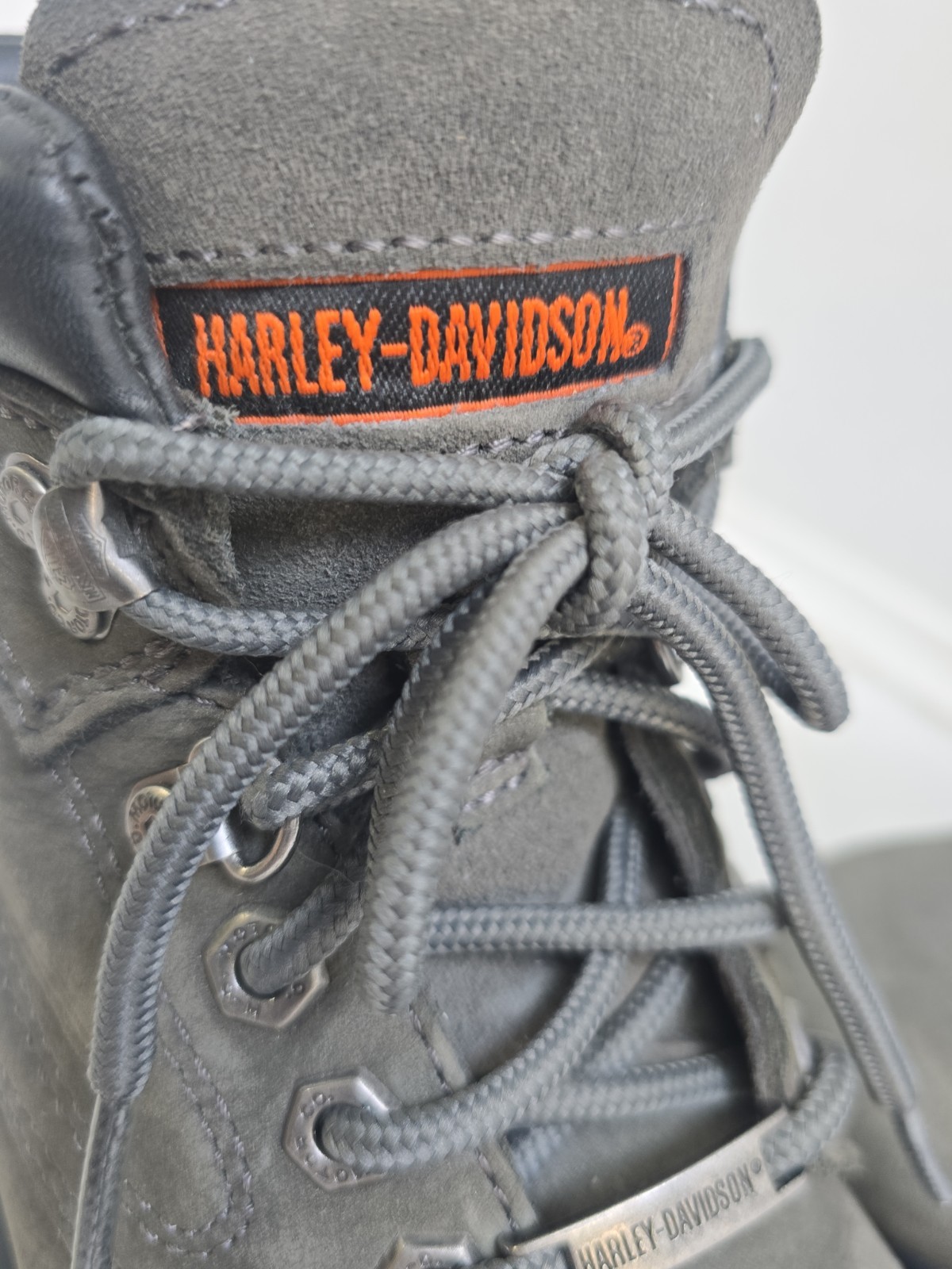 Harley-Davidson Bayport Gray Leather Motorcycle 6M Boots Women’s D83366