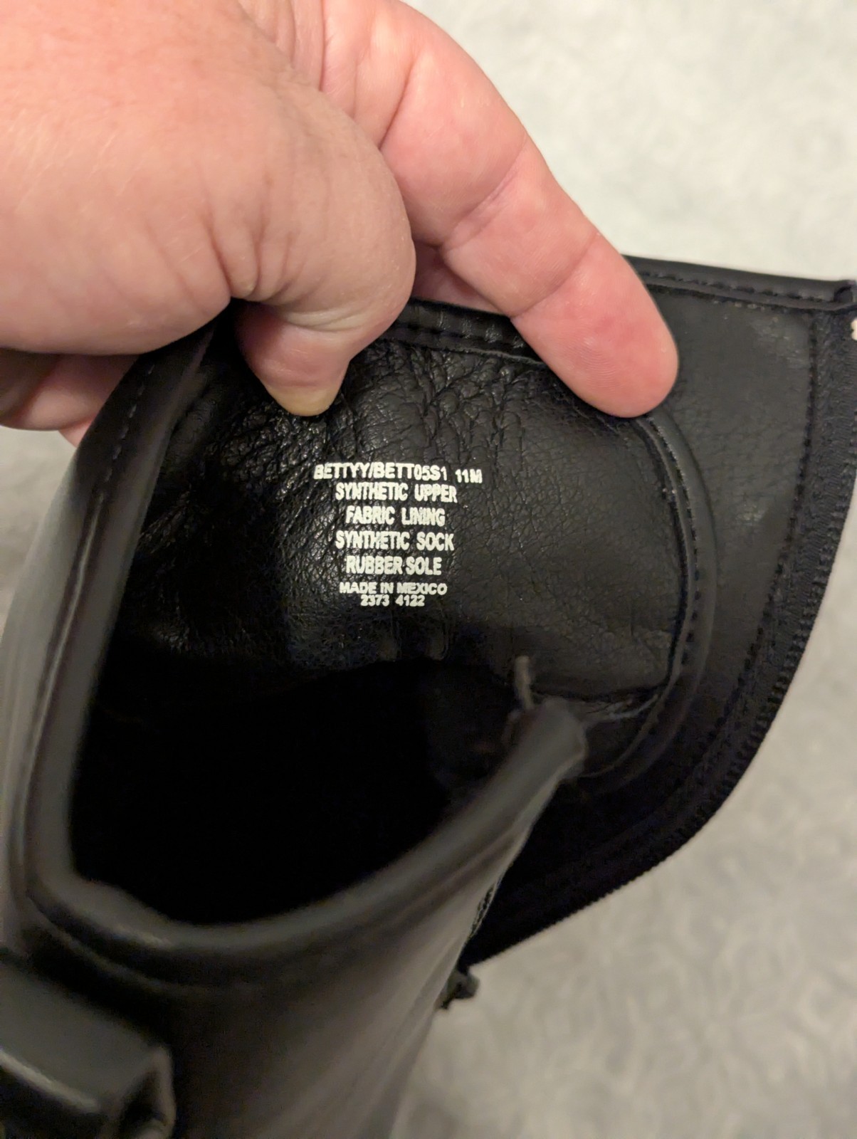 Steve Madden Women’s Bettyy Black Platform Combat Boots Size 11 M NEW