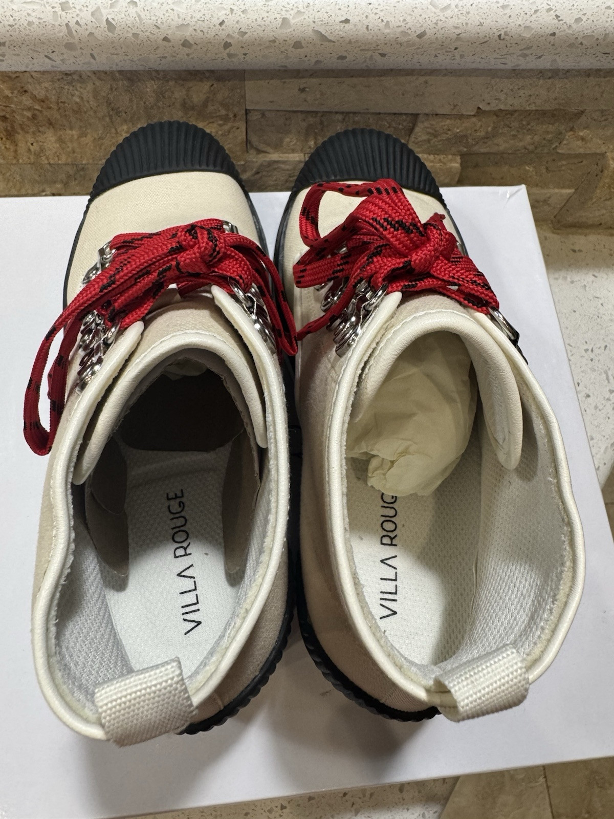 NEW Villa Rouge VR-Harper Boots Cream White Ivory Red Black Lug Soles Size 6.5