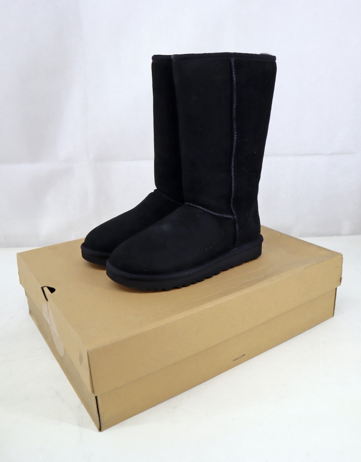 NEW UGG Classic Tall II Black Suede Fur Boots Womens Size 7