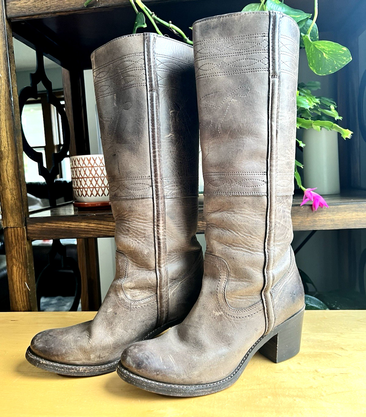 Y2K Frye Jane Boots Rustic Brown Women’s Knee High Heeled Horse Stitch Brown 8