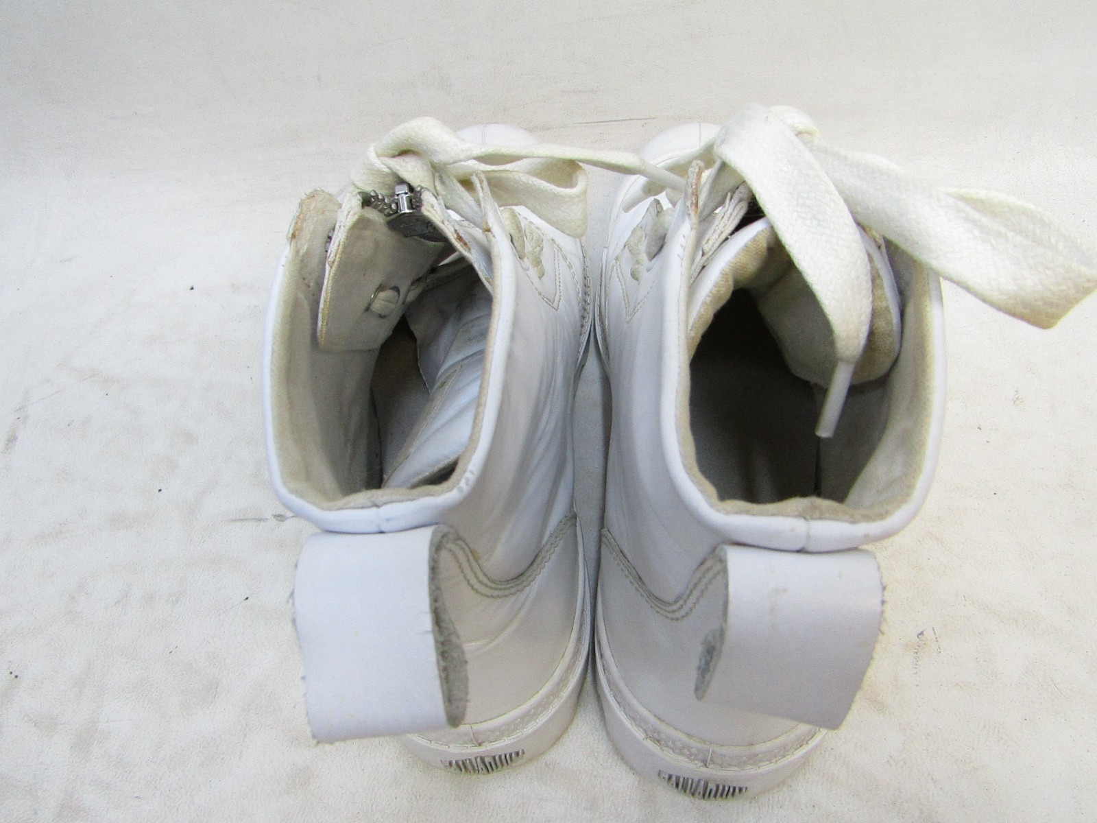 Palladium Womens Size 5.5 White Leather Lace Up Fashion Ankle Boots Booties