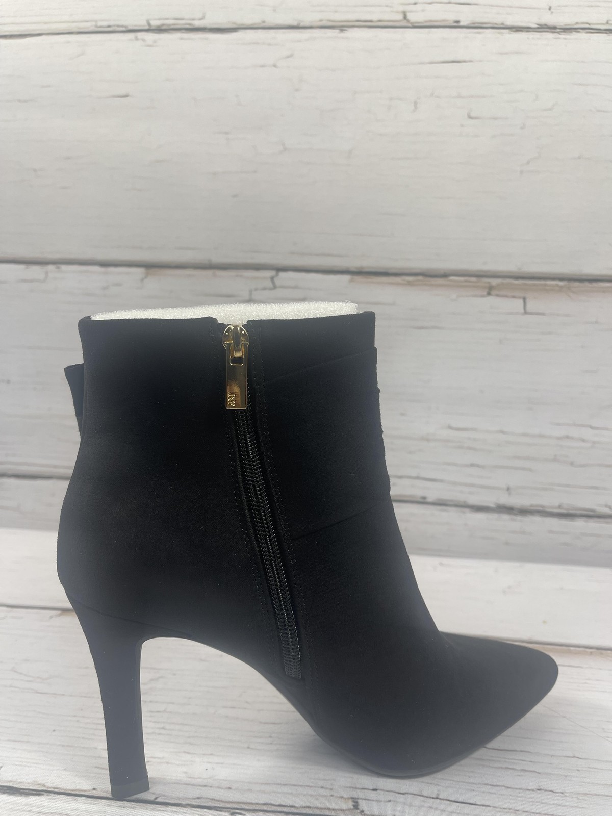 Jones New York Boots Womens Size 7.5M Black Suede JNY-VERUSA Bow Ankle Booties