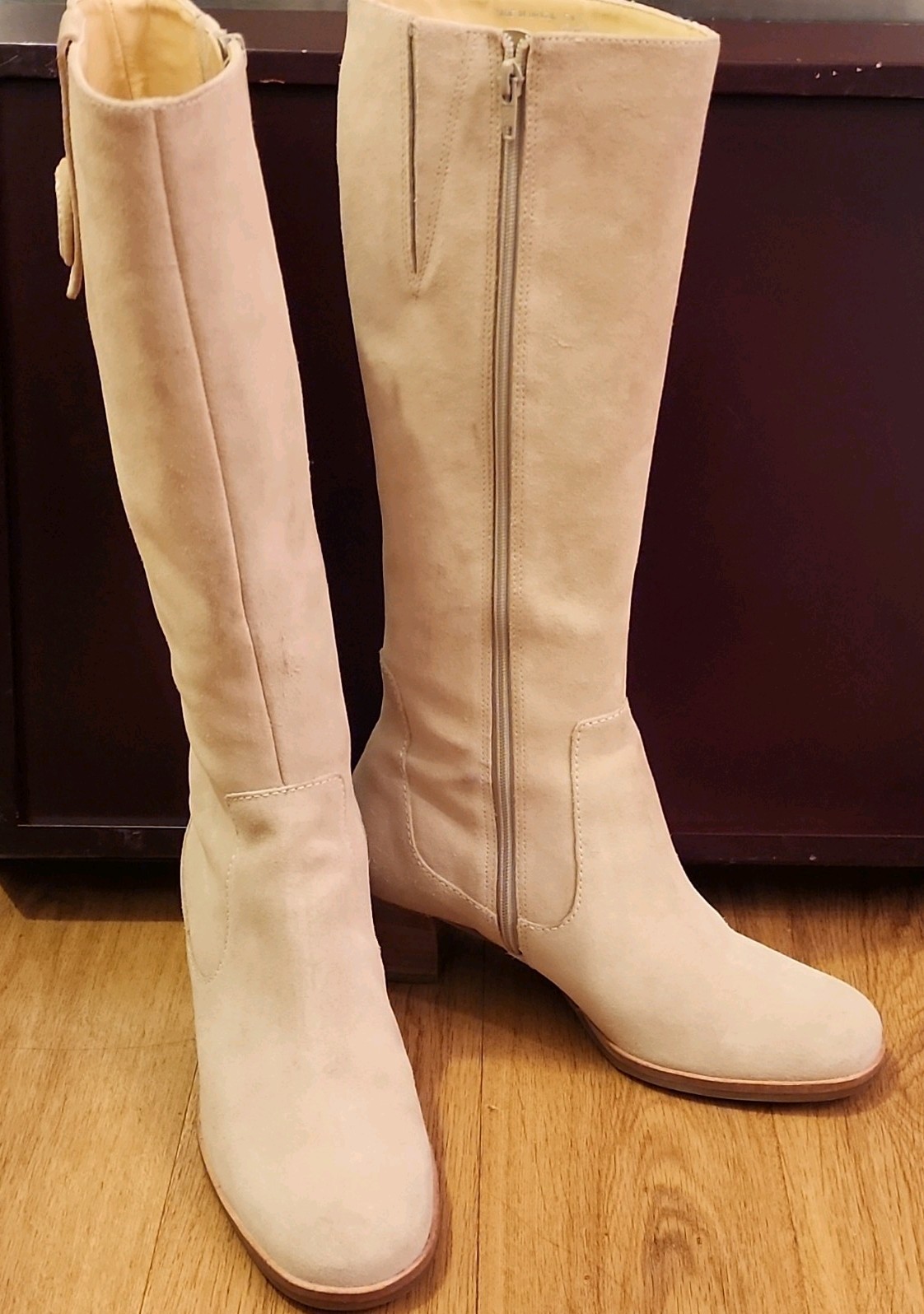 Ann Taylor LOFT Beige Leather Knee High Riding Boots Almond Toe Zip US 5
