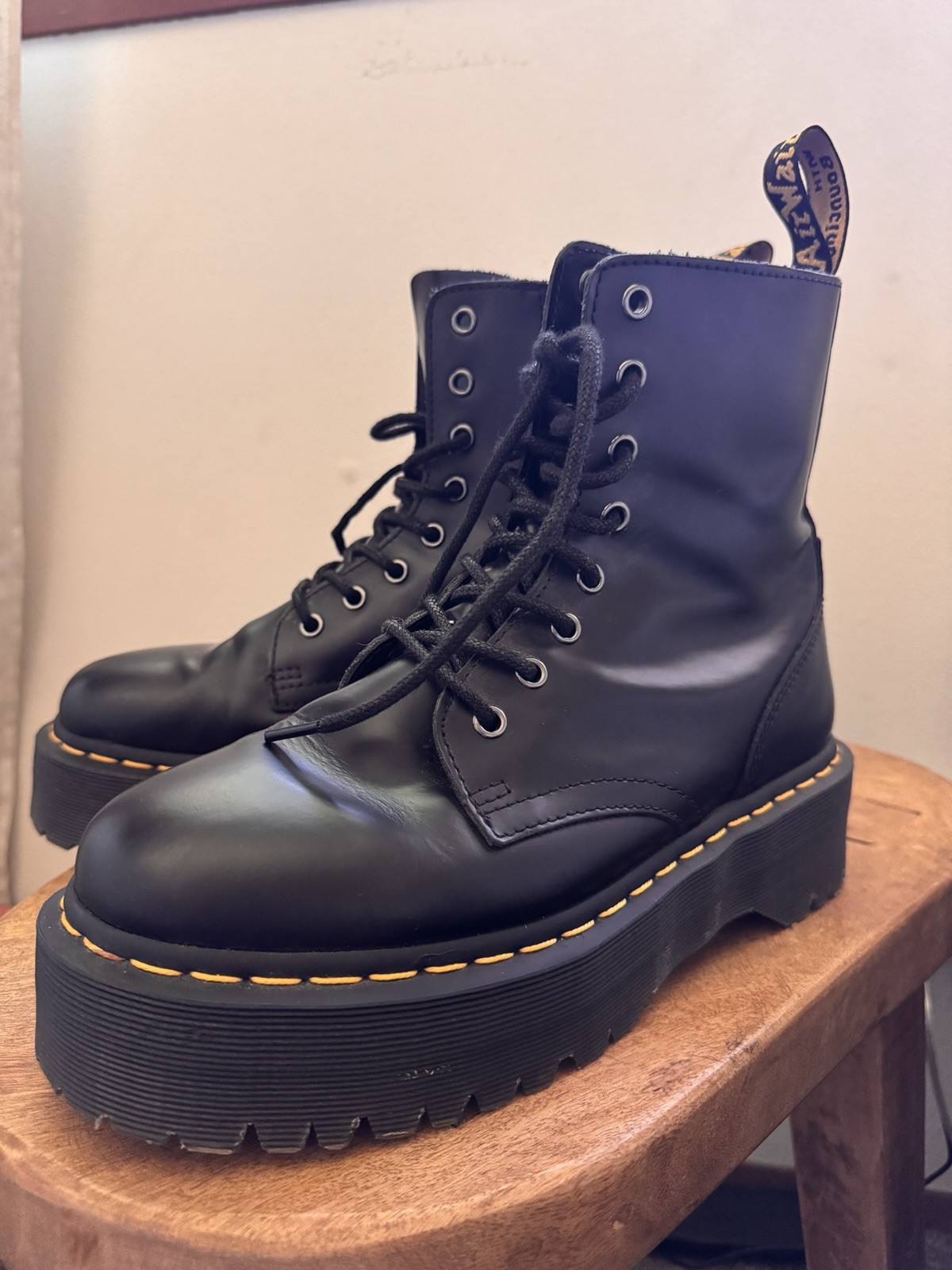 DOC MARTENS JADON Air Wair COMBAT 2″ PLATFORM BOOTS Sz. 9 WOMEN’S 8 MEN’S