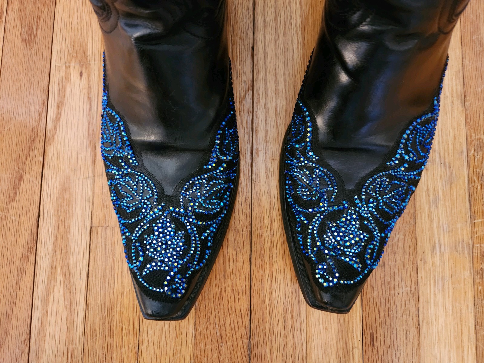 Old Gringo Viridiana Black Boots with Blue Shimmer Rhinestones Size 7.5