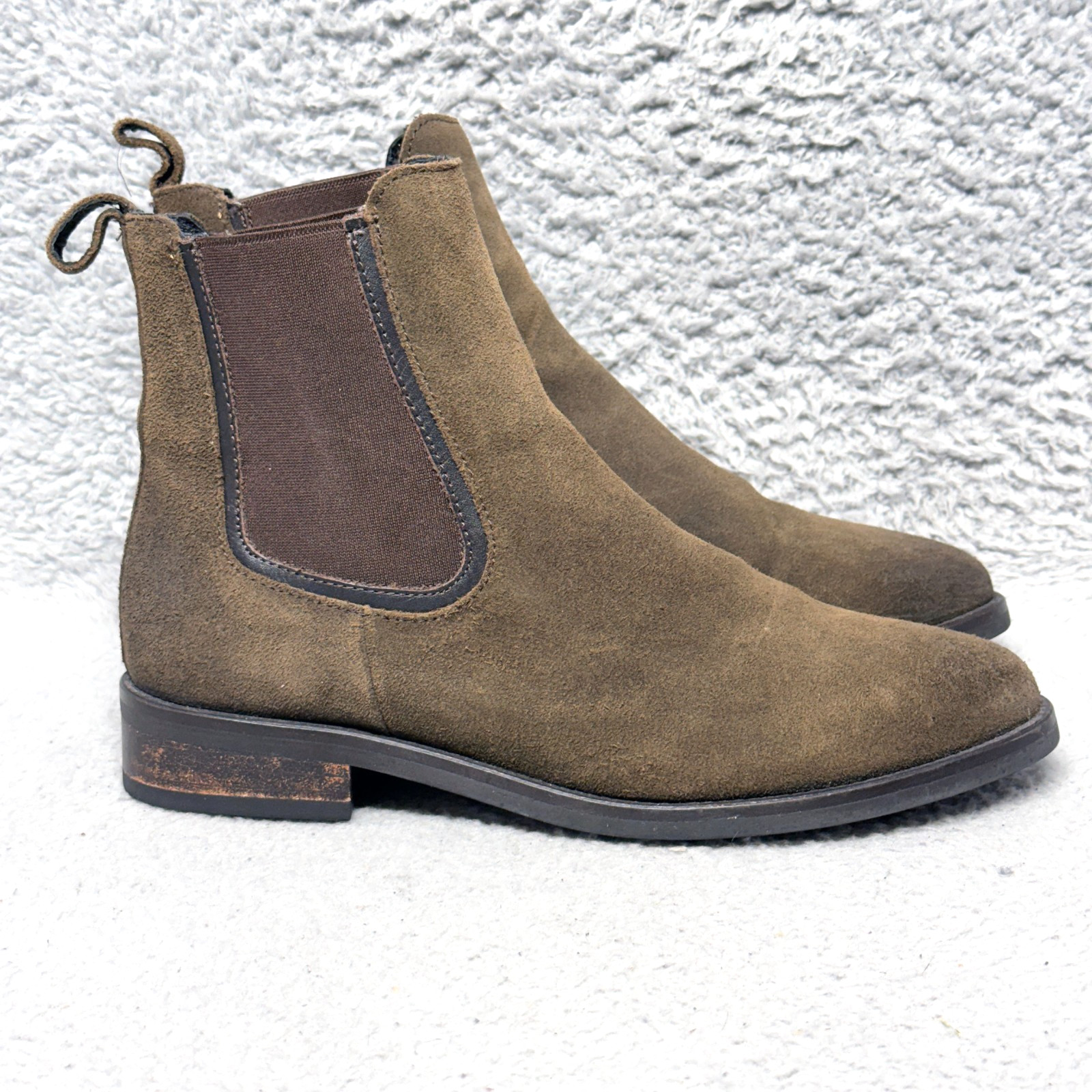 Thursday Boot Company Duchess Womens Size 7 Chelsea Boots Dark Olive Brown Suede