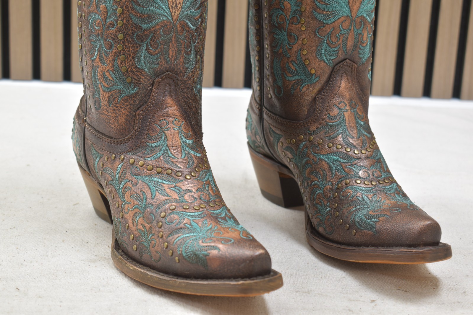 Corral Ladies Copper Brown Embroidery Studs Leather Boots C3973 US 6 M Western