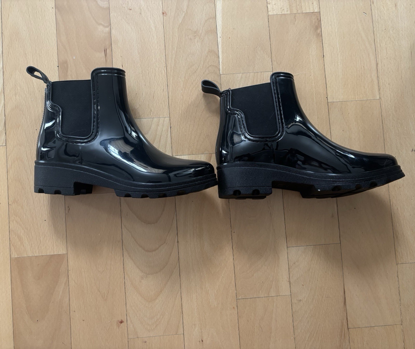 Capelli New York Black Shiny Jelly Rain Boot Bootie Size 8