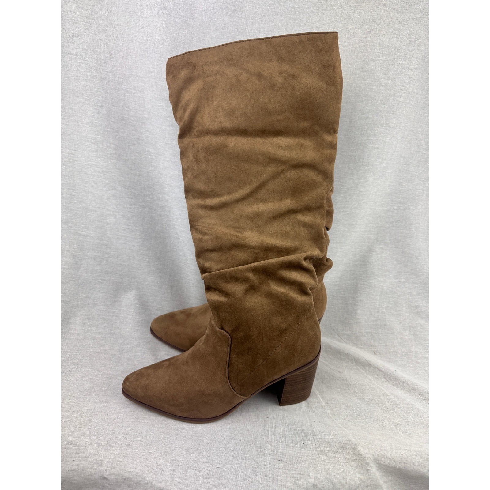 Universal Thread Womens Cognac Faux Suede Slouchy Block Heel Boots 8 WC New