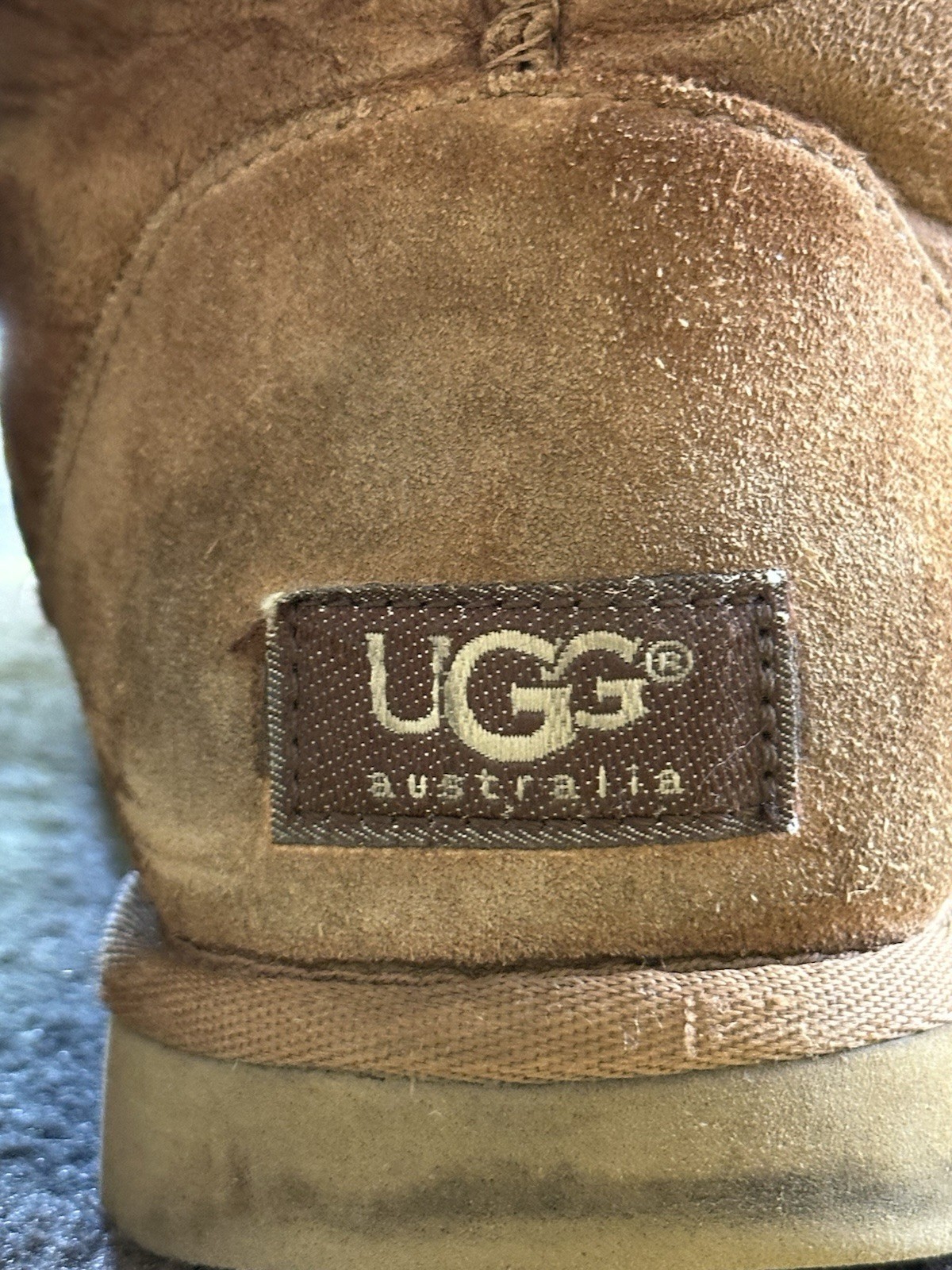 UGG Australia Classic Tall II Womens Winter Boots – Size 6, Chestnut