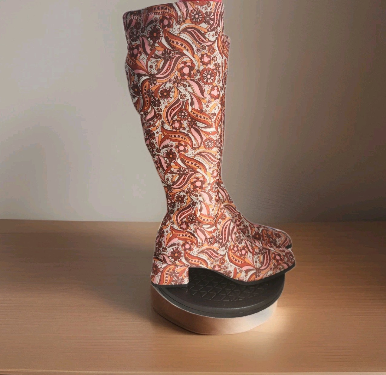 Chelsea & Violet 6M Paisley Floral Printed Boho Chunky Retro Colorful Boots NWOT