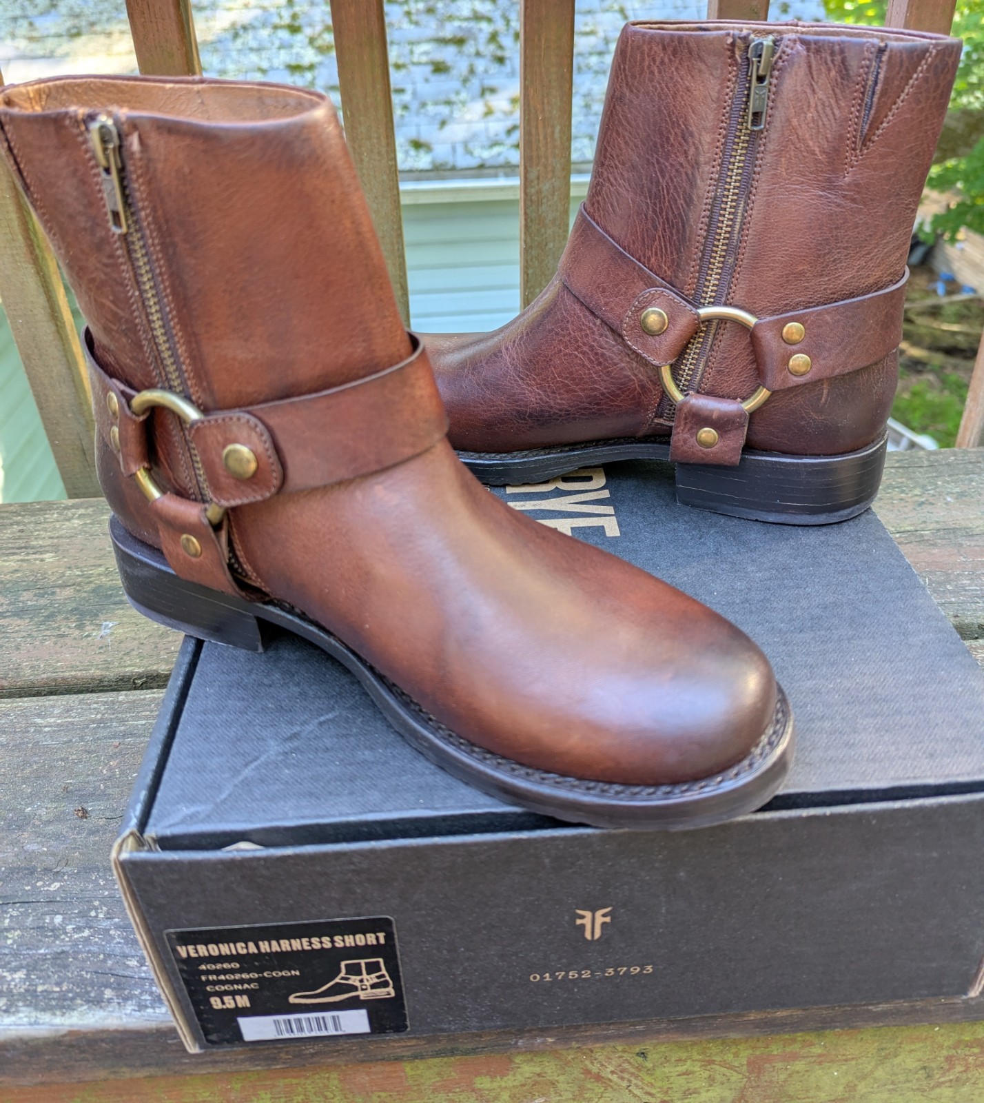 NEW In Box Frye VERONICA Harness Short Cognac Women’s Boot Size 9.5 M