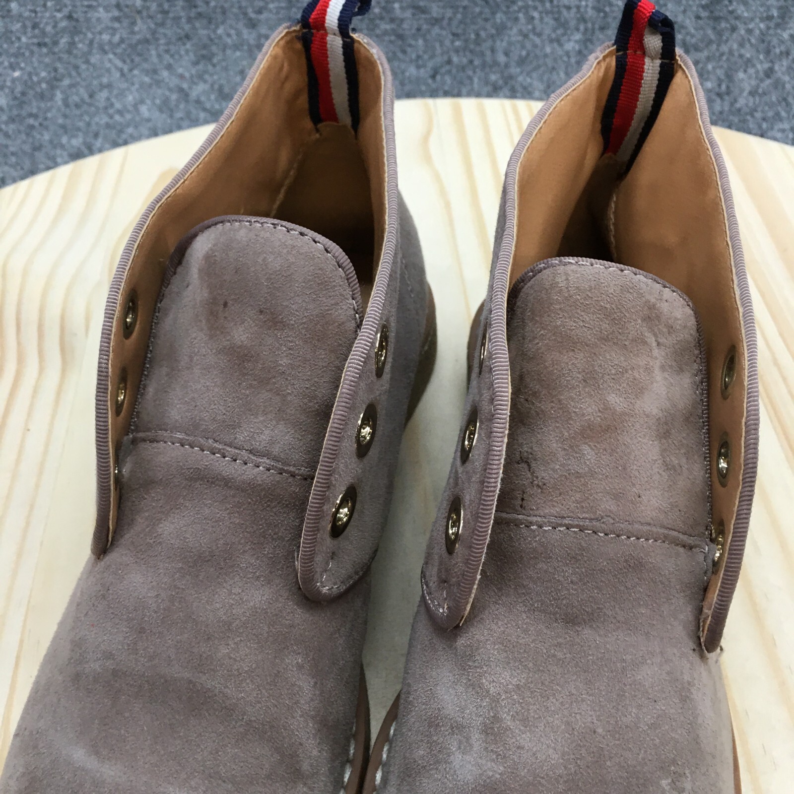 Tommy Hilfiger Boots Womens 6.5M Balbina Chukka Booties Beige Leather Almond Toe