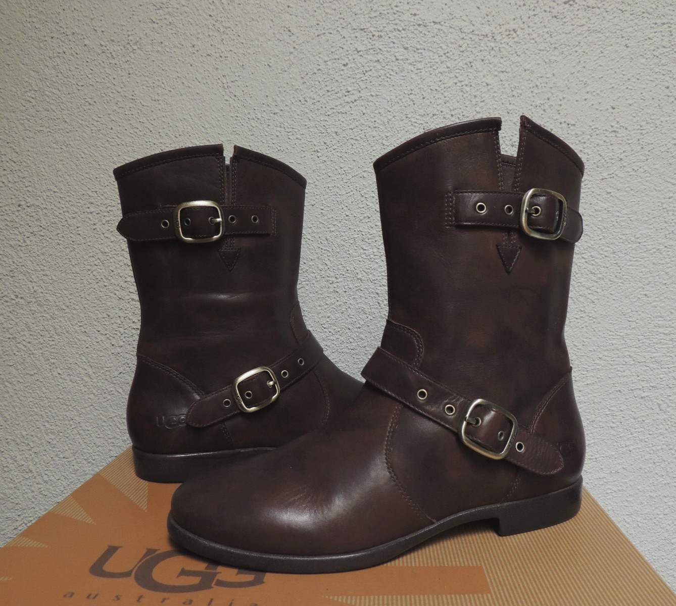 UGG FRANCES BROWN 2-TONE LEATHER / SHEARLING BUCKLE BOOTS, US 7/ EUR 38 ~NEW