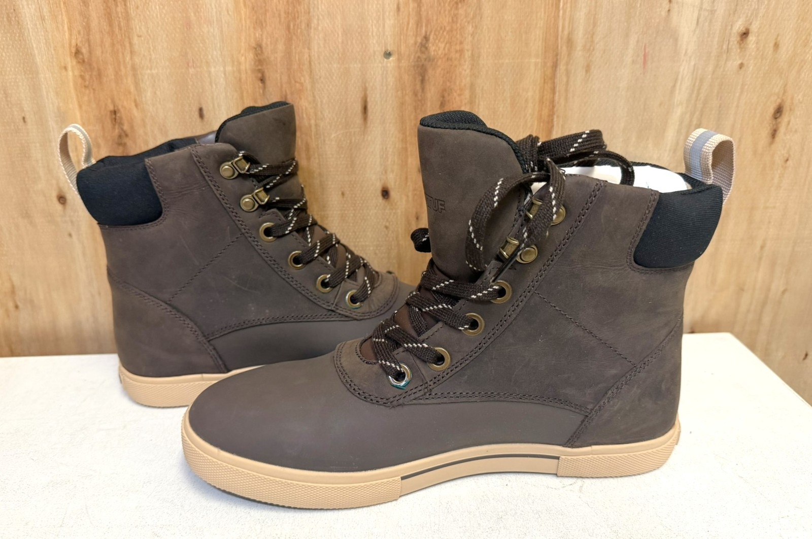 Xtratuf Ankle Deck Boots Women’s SIZE 9 Waterproof Leather LALW-900 (Z)