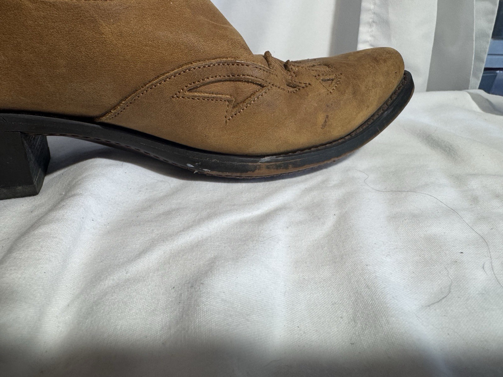 Durango Cowgirl Cowboy Boots Size 7 1/2 Tan Leather White Embroidery Western