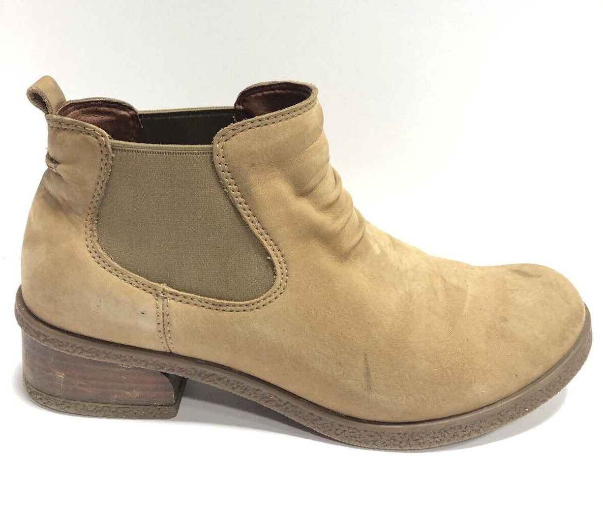 Dansko Women’s Bea Biscotti, Waterproof Chelsea Boots, Size EU39 M US8.5-9