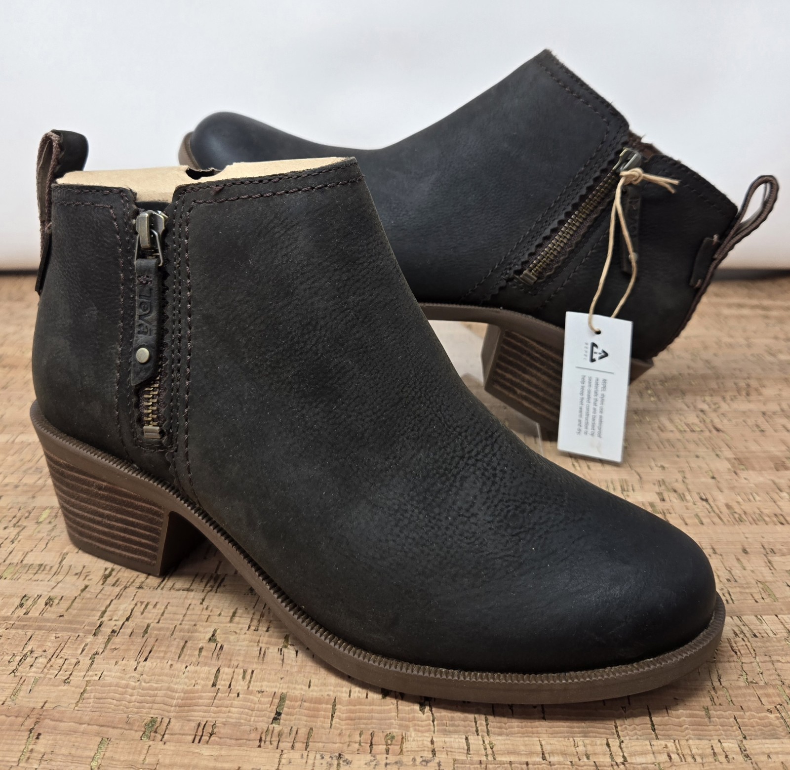 Teva Ankle Boots Womens 8 Anaya Bootie RR Lion Brown Waterproof Leather 1120153