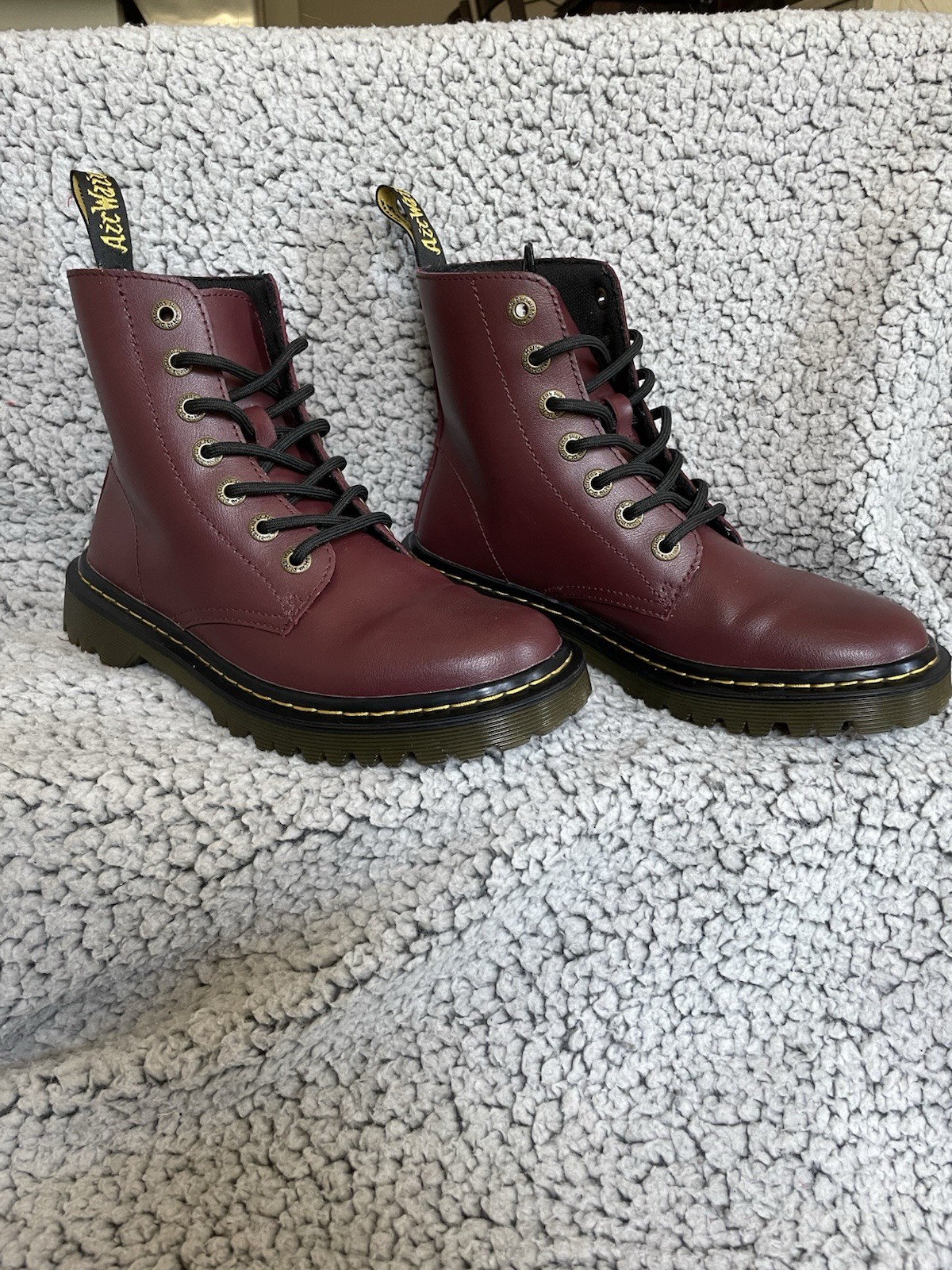 Doc Martens Luana Womens Sz 6 Cherry Red Leather
