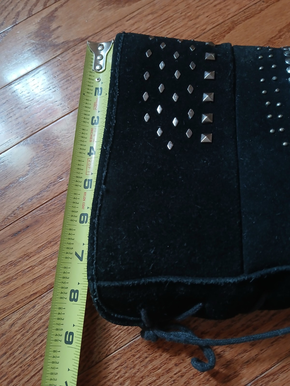 Black suede Bearpaw Silverton studded & laced winter boots Sheepskin sz 10