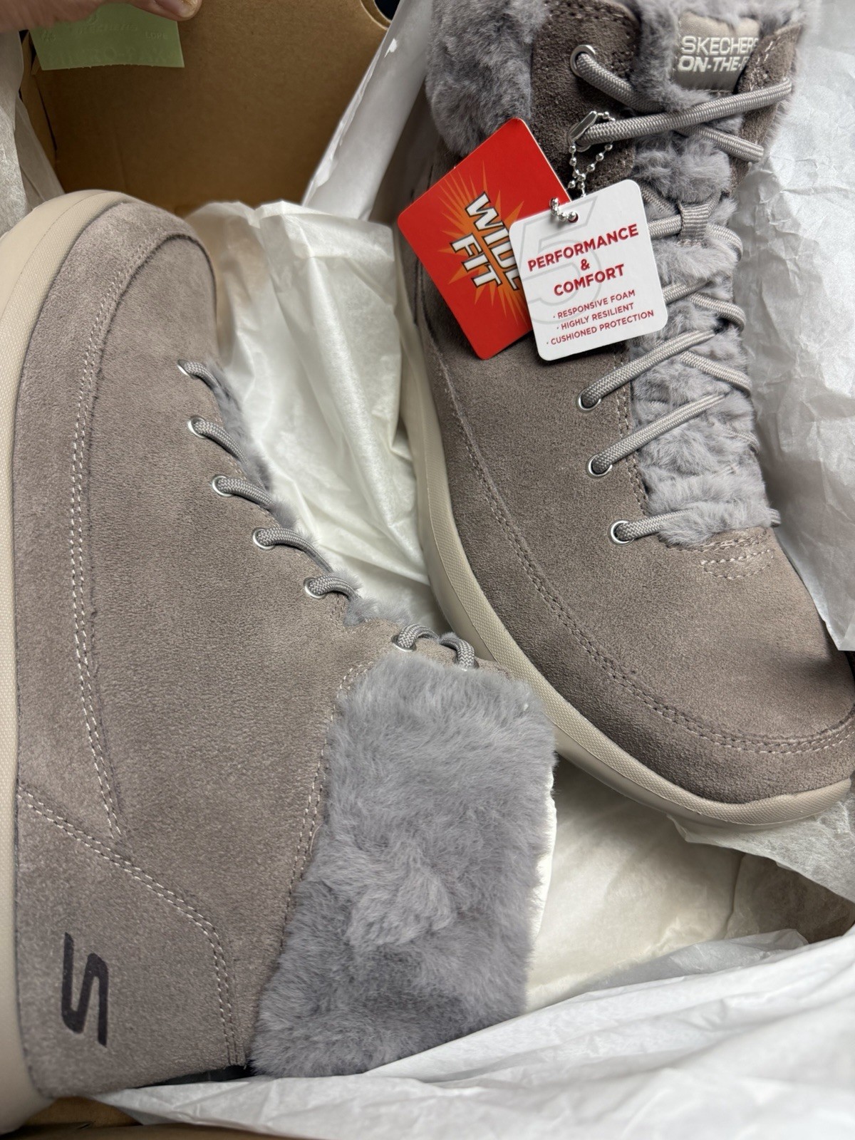 Women’s Skechers On-the-Go City 2 Winter Chill Boots Style Dark Taupe 10 WIDE