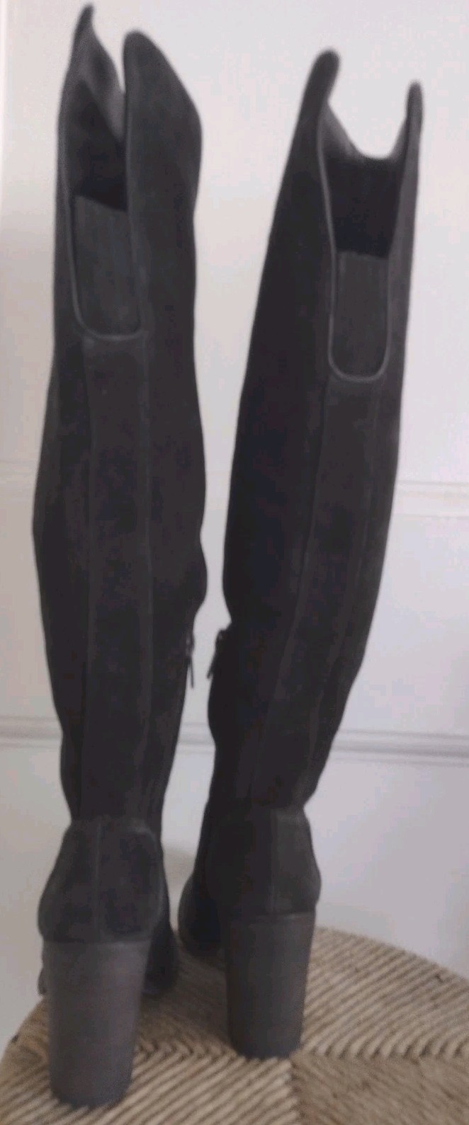 Vince Camuto Melaya Knee High Boot Off Black Suede Size 5.5 M Fits Like 6