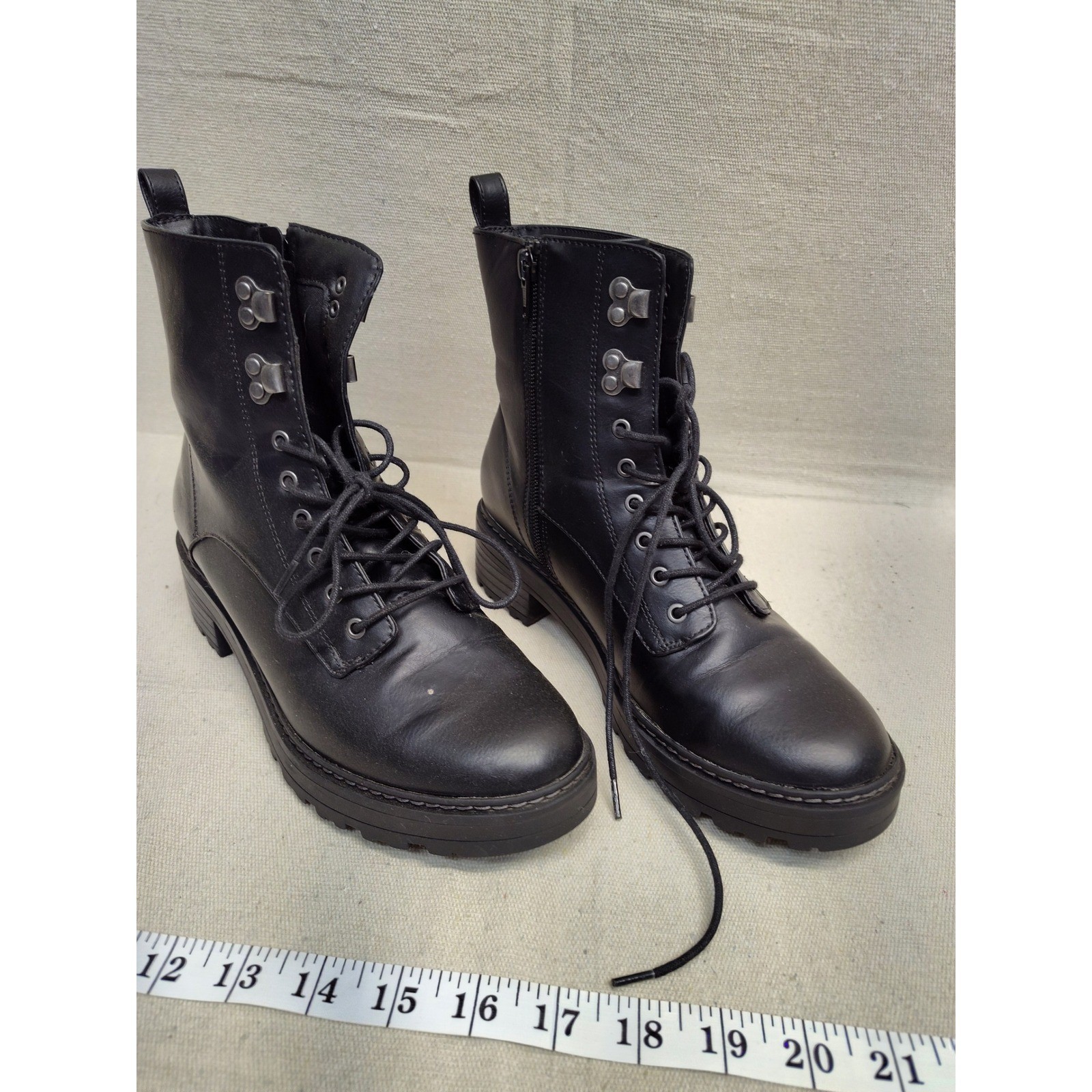 Universal Thread Black Lace Up Combat Boots Side Zip Lug Sole Womens 7.5