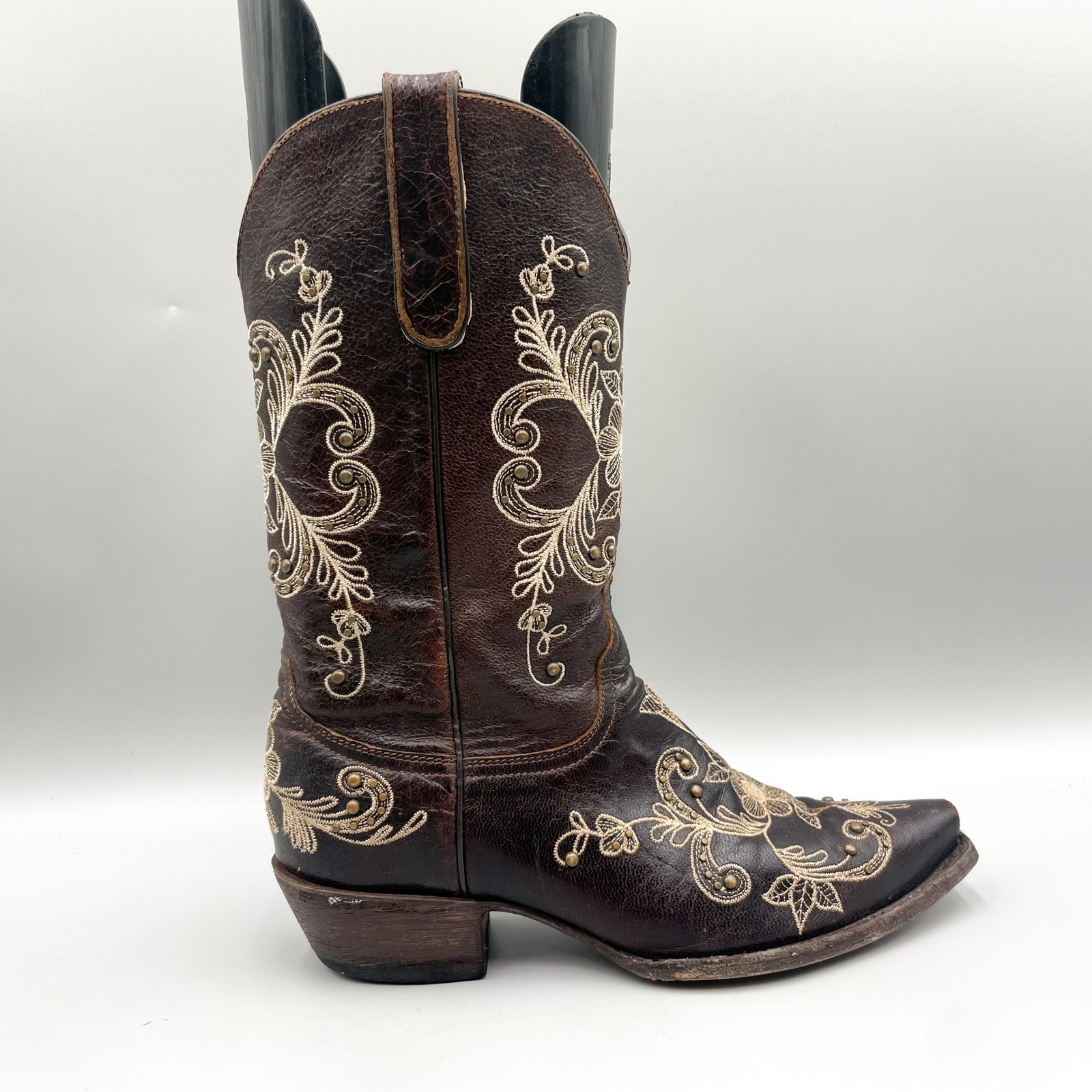 Cavender’s Womens 9.5 B Brown Leather Floral Embroidered Studded Western Boots