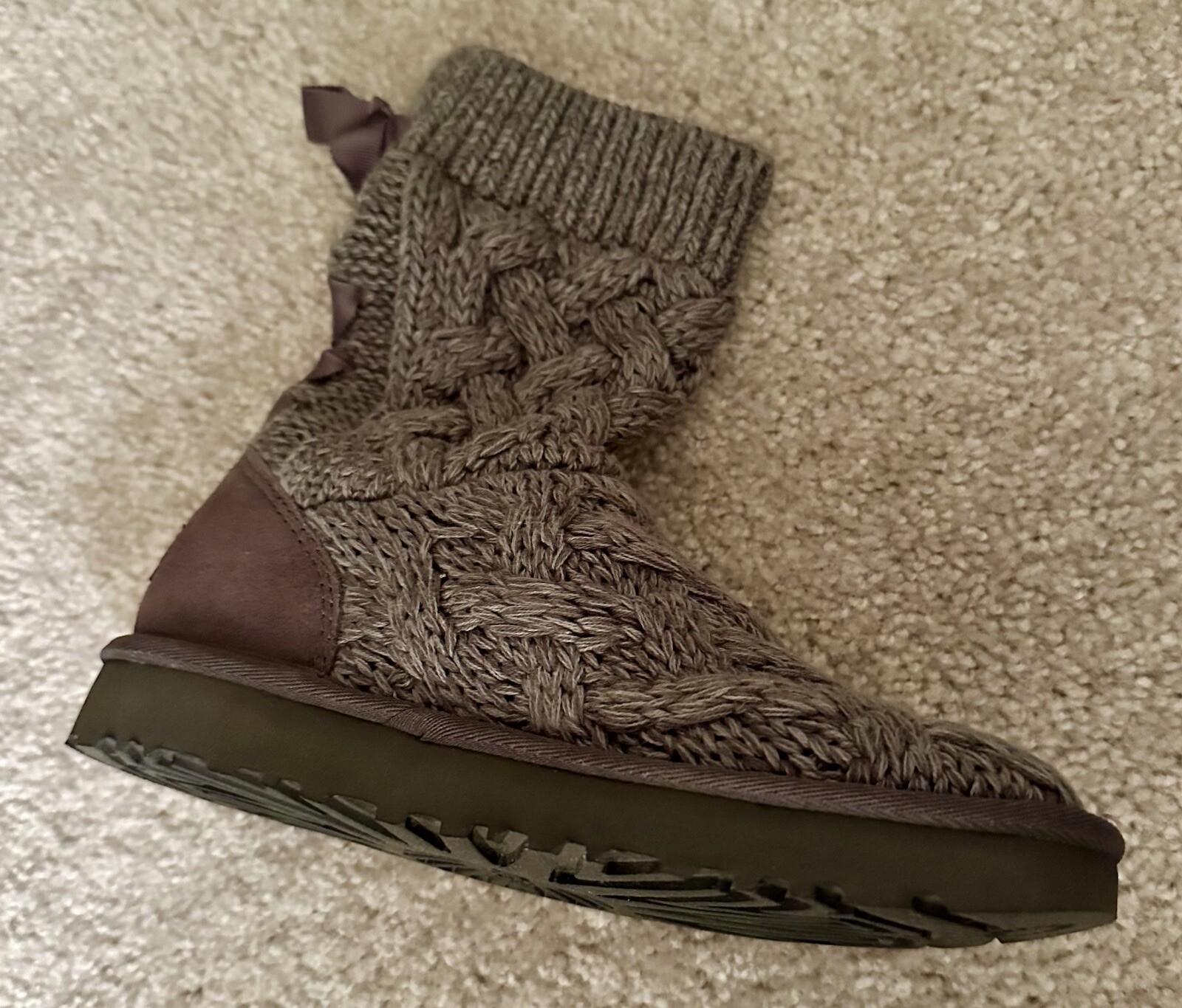 UGG Gray Isla Cable Knit Womens Size 5 Amputee Left Shoe Only Girls Kids