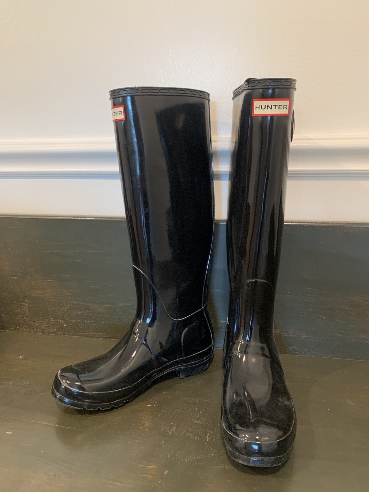 Hunter Original Tall Gloss Women’s Rain Boots Black, 8 US W/box Originally $125
