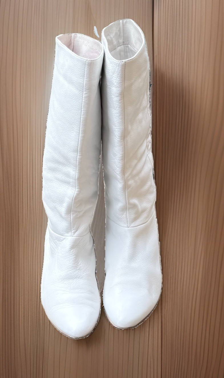Very Volatile Cowgirl Festival Knee High Tall White Fringe Womens Boots