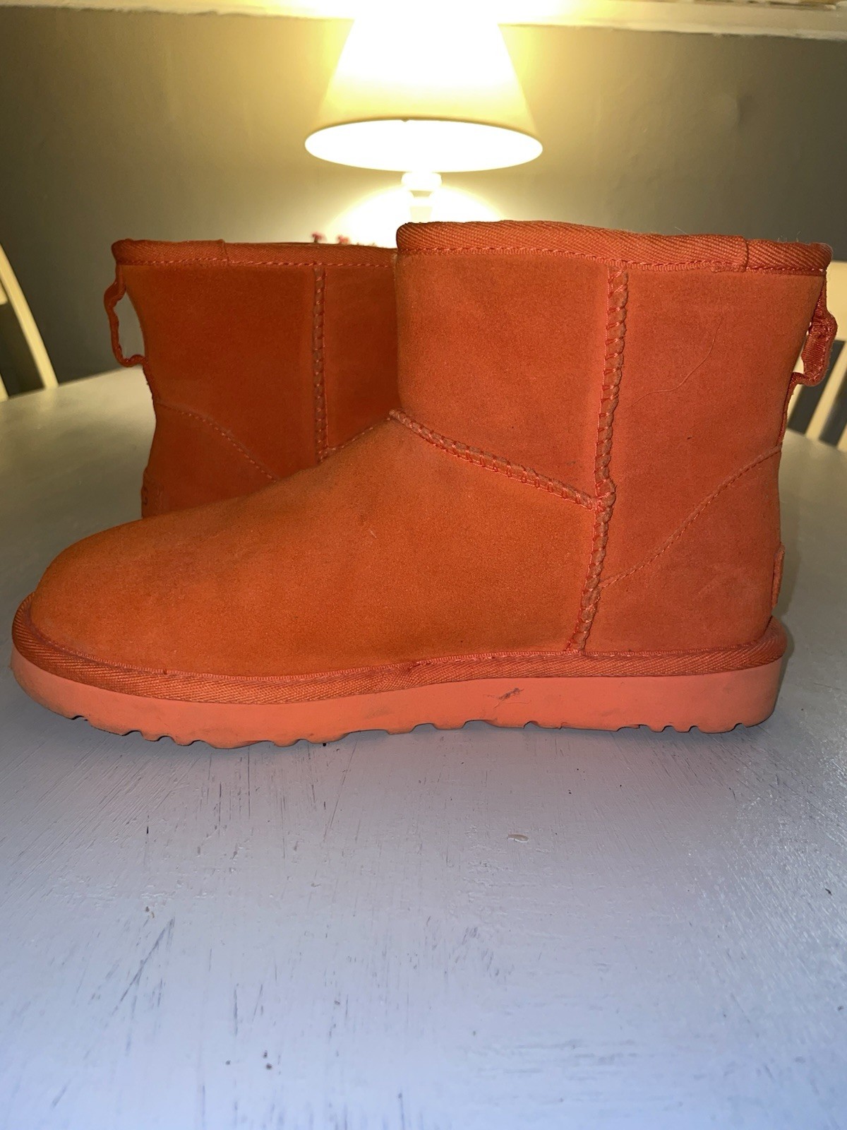 NEW UGG CLASSIC MINI SIDE LOGO II HAZARD ORANGE WOMEN’S BOOTS SIZE US 6