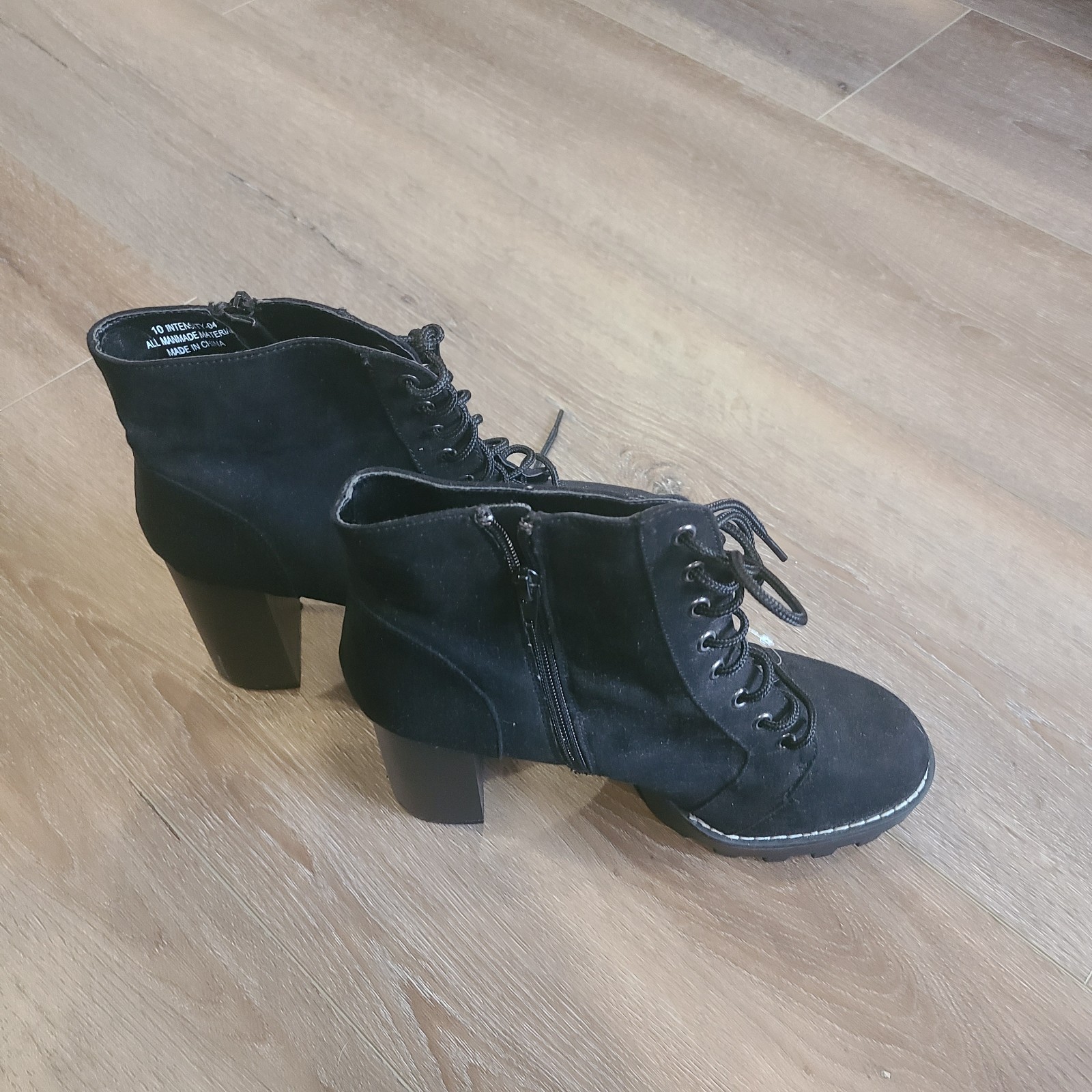 Rouge Helium Black High Heel Size 10 Platform Boots Goth