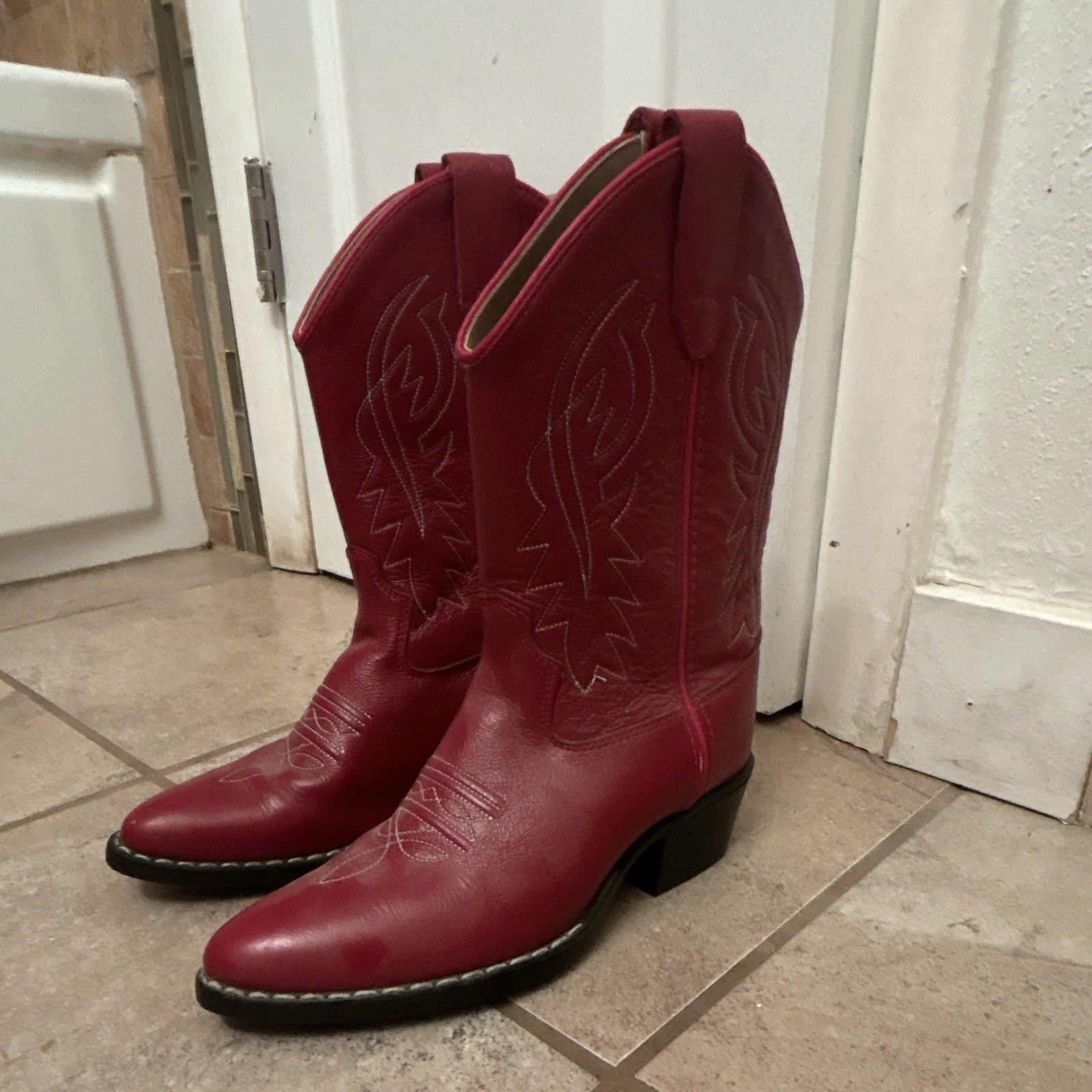 Old West Kids Unisex Red Leather Embroidered Pull-On Cowboy Boots 2.5 8314