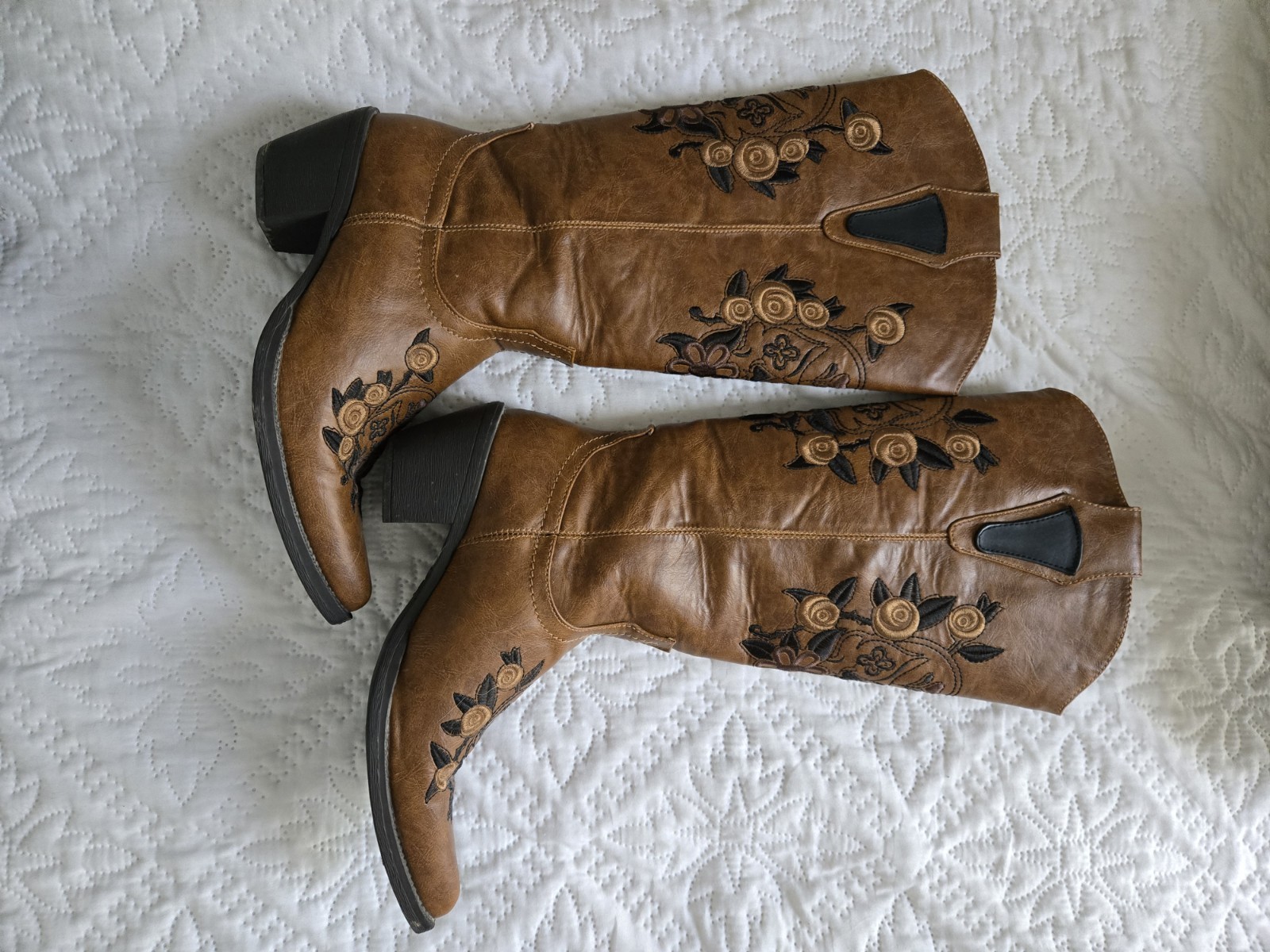 Roper Women’s Brown Leather Rose And Skull Embroidered Western Mid-Calf US 8