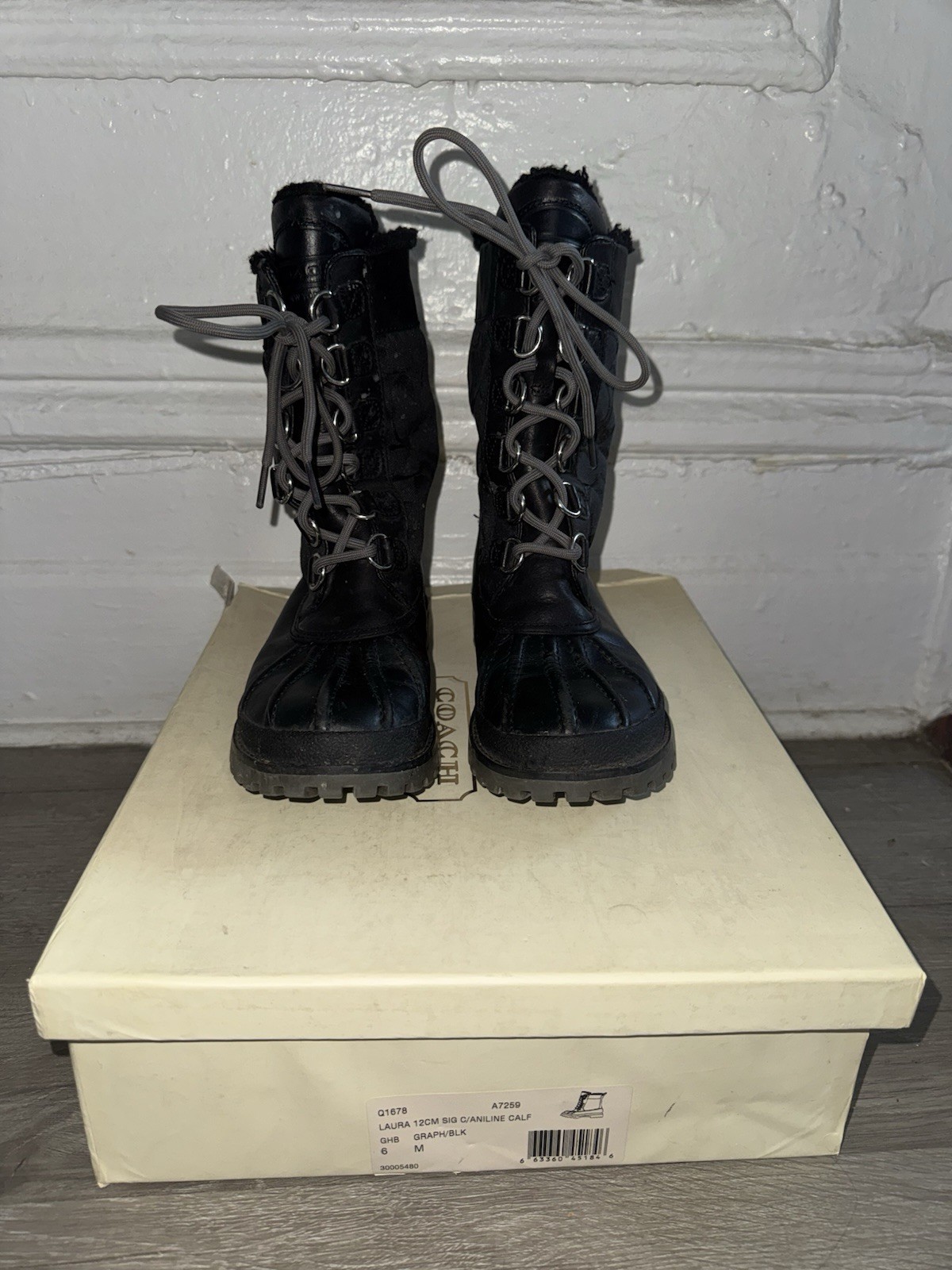 Coach Laura Leather Lace-Up Boots Logo Faux Fur Lined Black Size 6