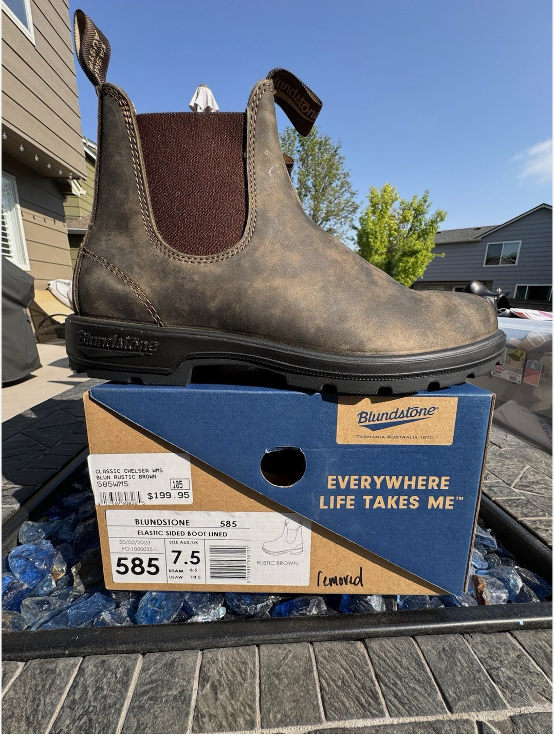 Blundstone Chelsea 585 Rustic Brown US W10.5/M8.5/AU 7.5 New w/box, retails $220