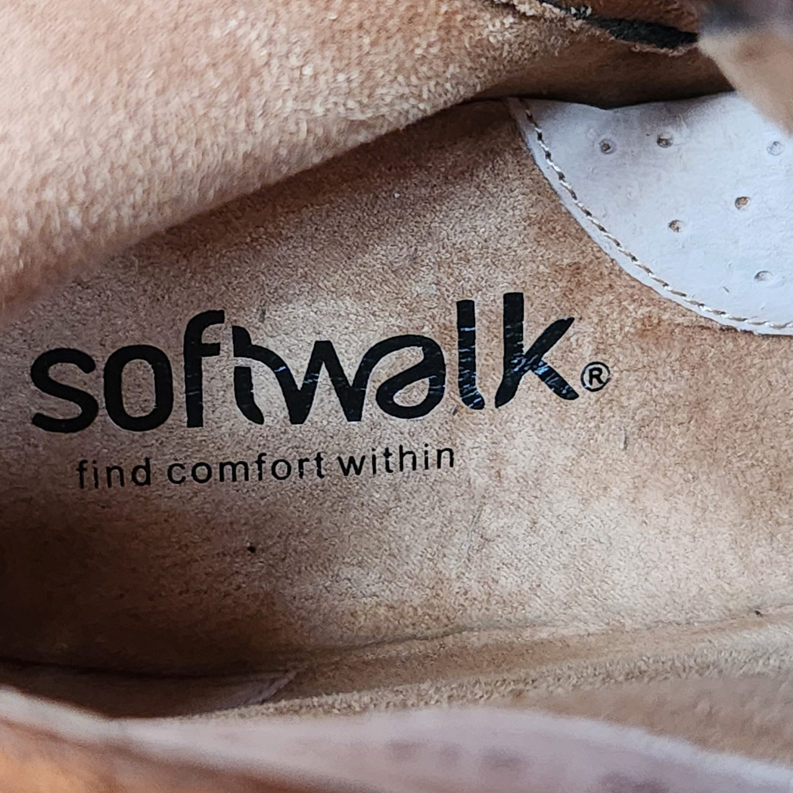 SoftWalk Hanover Boots Weathered Brown Leather Ruched Pleated Comfort Size 6.5 W