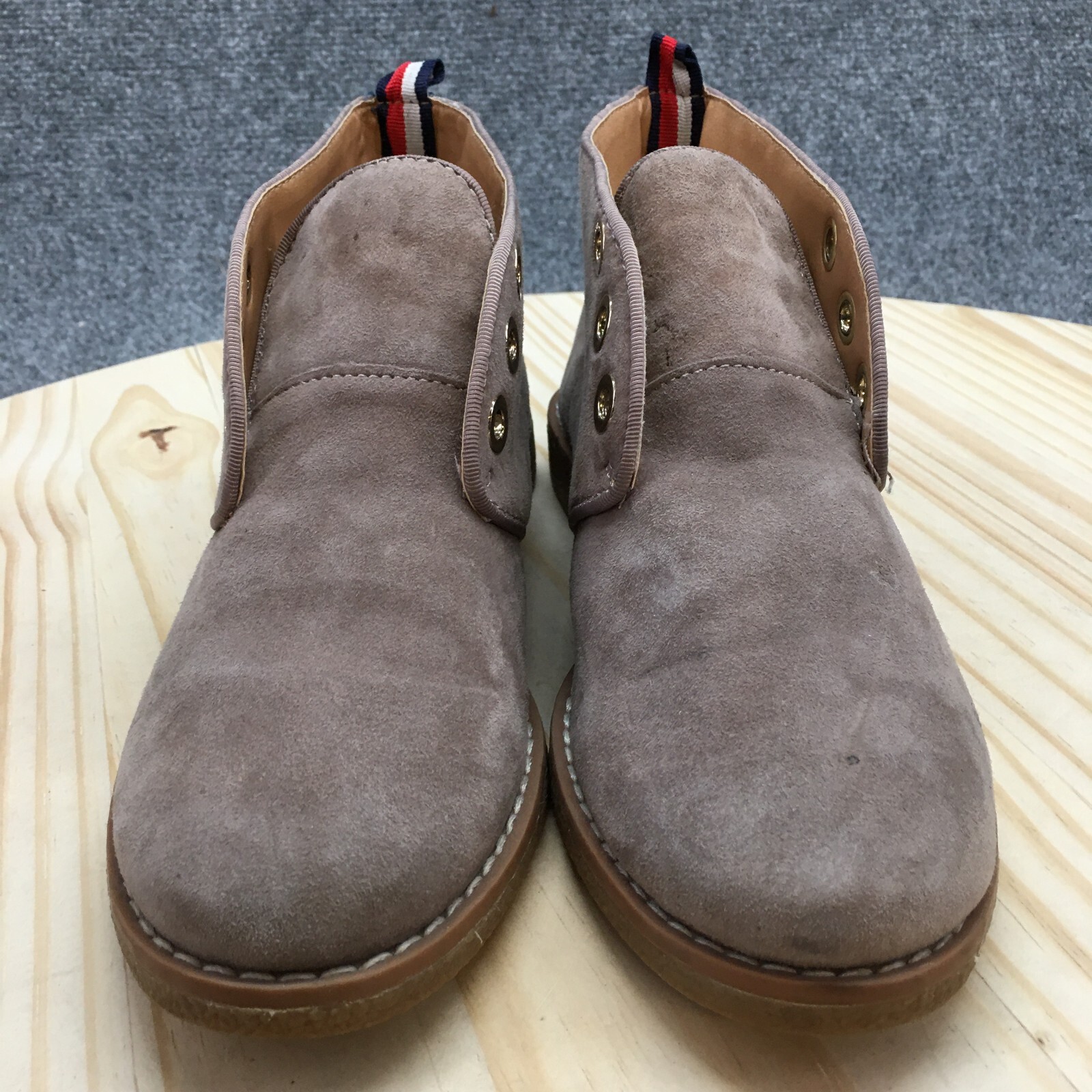 Tommy Hilfiger Boots Womens 6.5M Balbina Chukka Booties Beige Leather Almond Toe