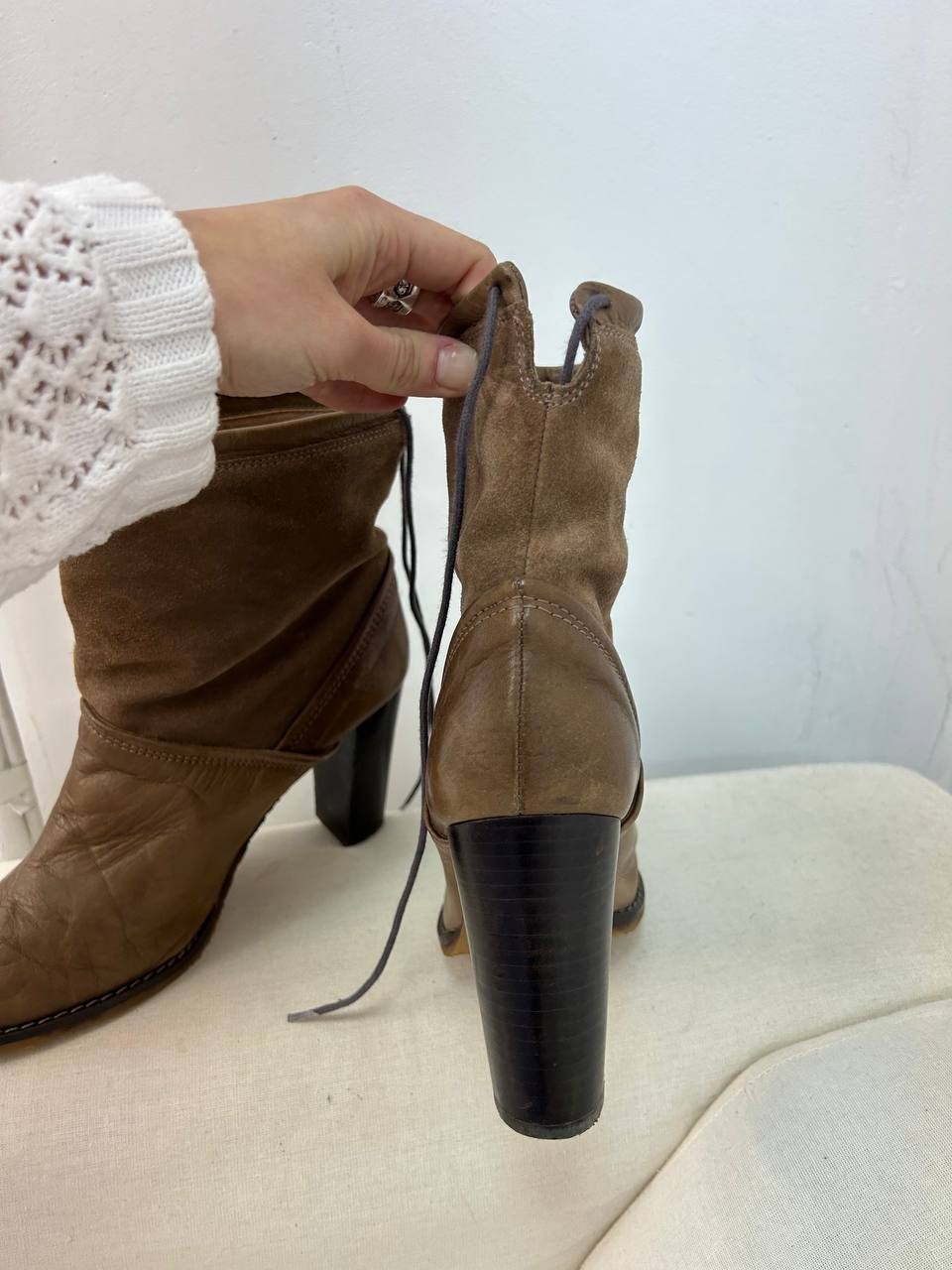 Brown high lace up Hobbs N.W.3 leather women high heel combat boots 90s EU 39