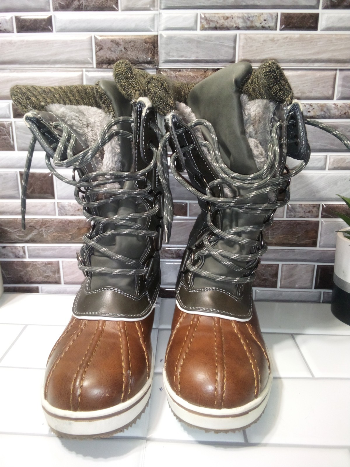 Size 6- Dream Paris Womens Monte02 Insulated Waterproof Winter Boots Gray Argyle