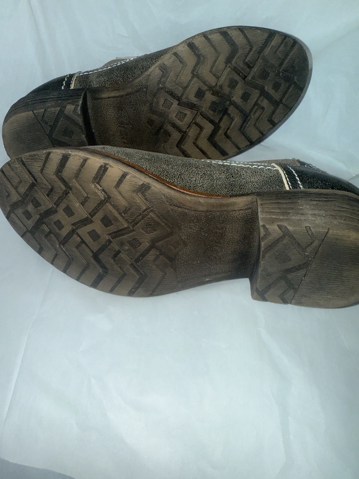 Biza size 36/ 5.5-6 Carson Gray Leather Slip On Booties