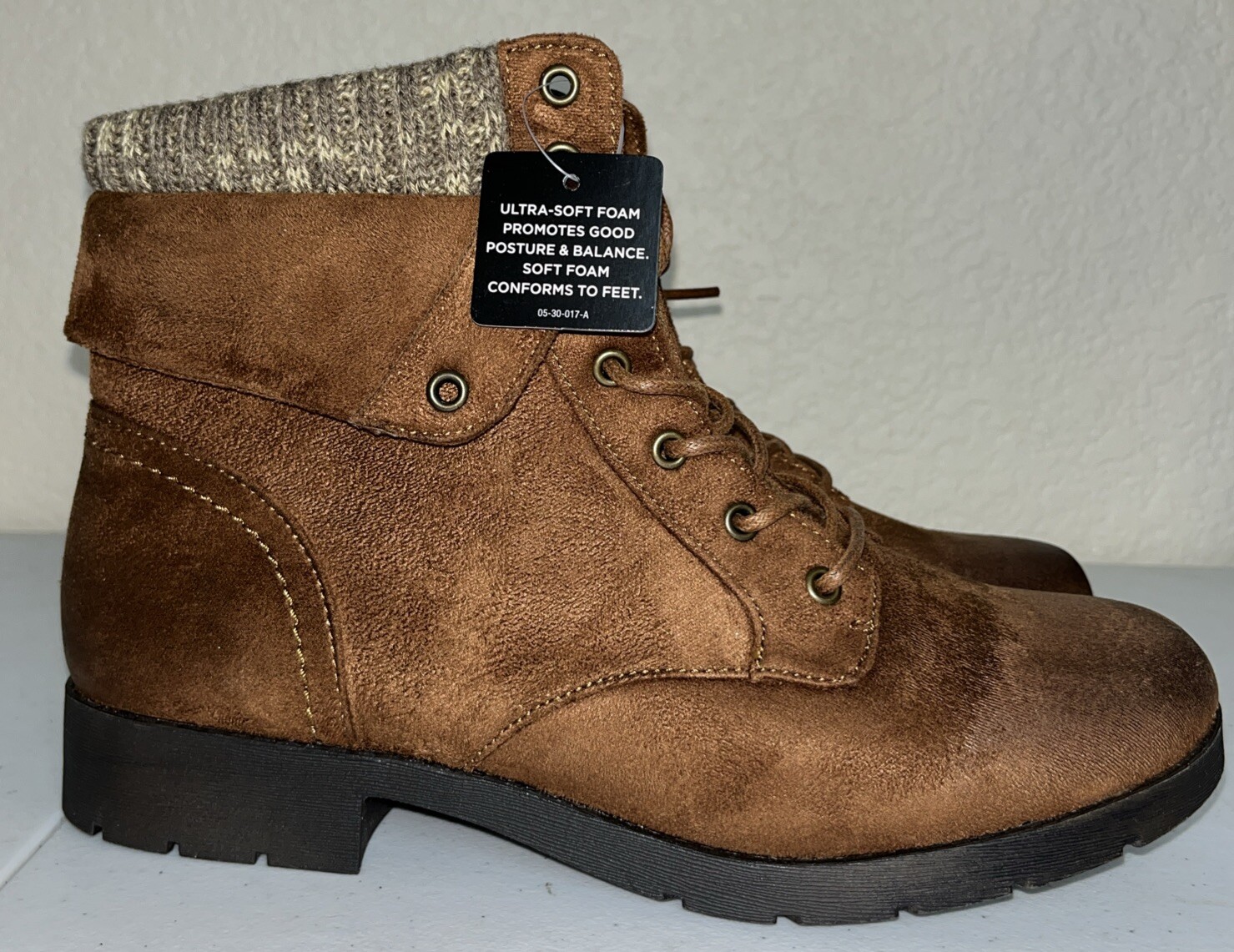 Arizona Jean Co.- Woman’s Lace Up 1.5in Heal Cognac AZ YETTA 10M Originally $60
