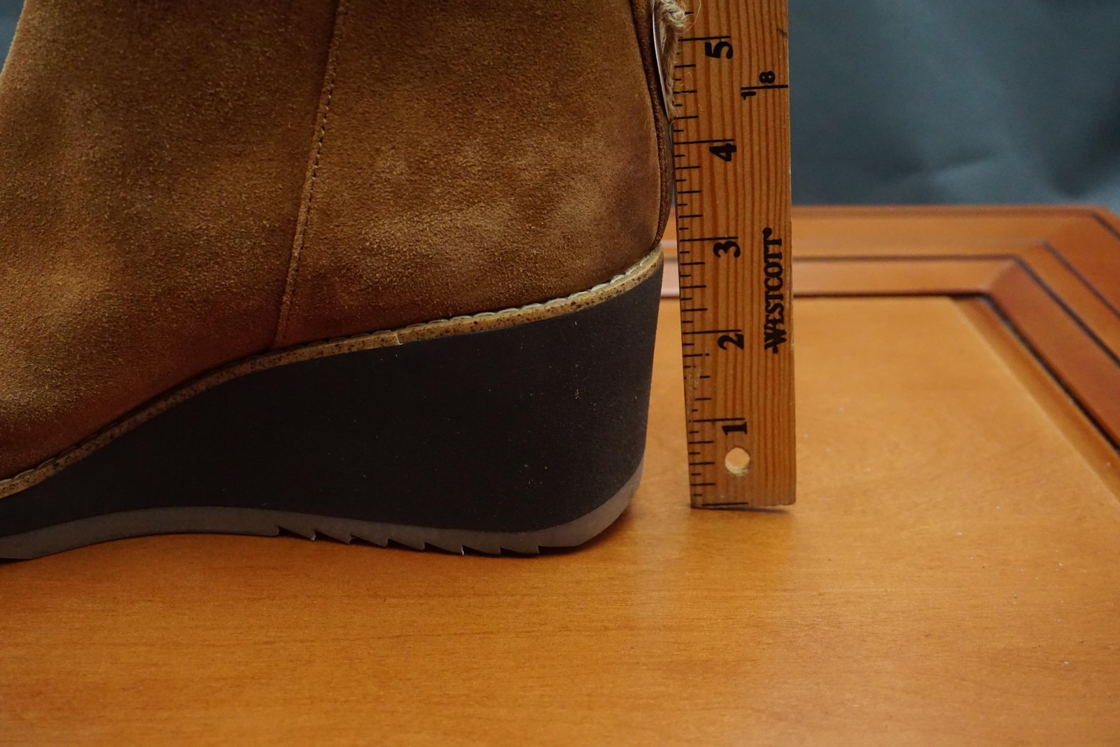 Sofft Emeline Shoes Women Size 11 Brown Suede Bootie Wedge Ankle Zip Tasseled
