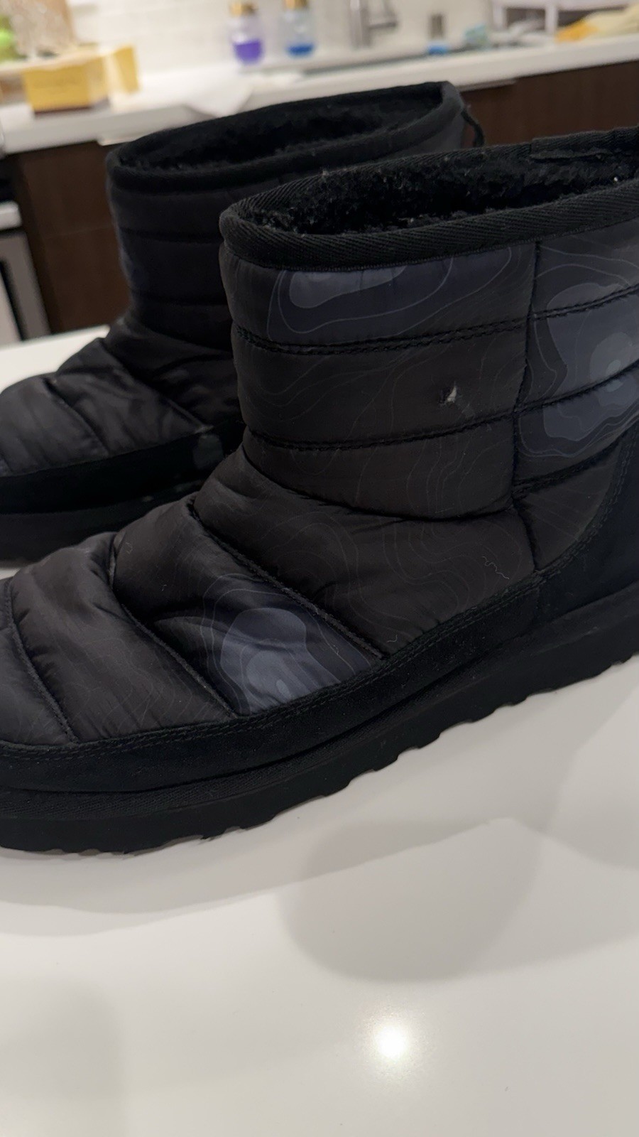 UGG Black Ankle Bootie Lined Pull On Women’s Casual Outdoor Boots