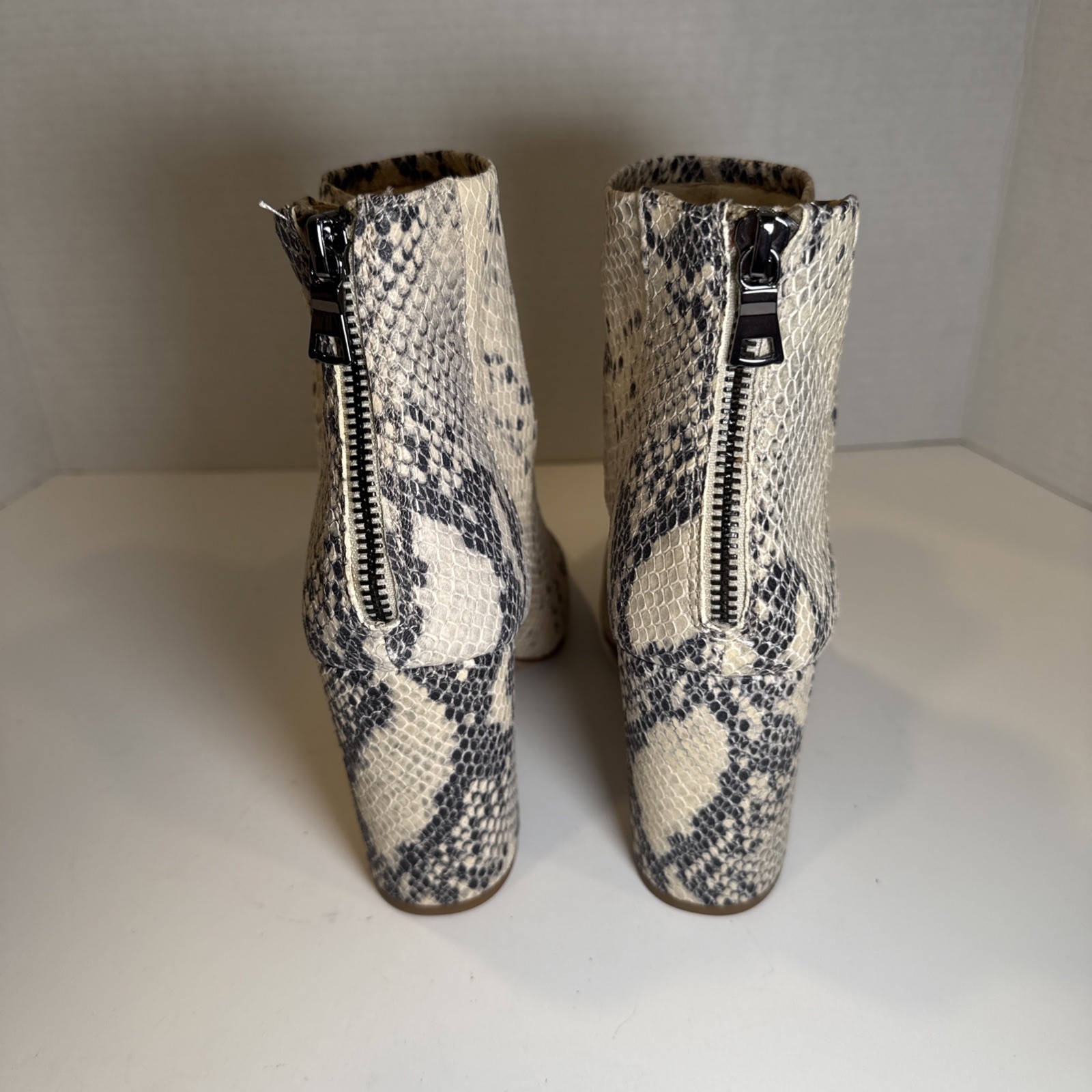 Steve Madden Snakeskin Ankle Booties – Black and Cream (Star 0681) Sz 8M NIB