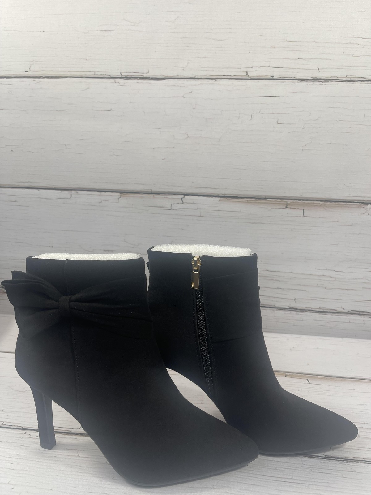 Jones New York Boots Womens Size 7.5M Black Suede JNY-VERUSA Bow Ankle Booties