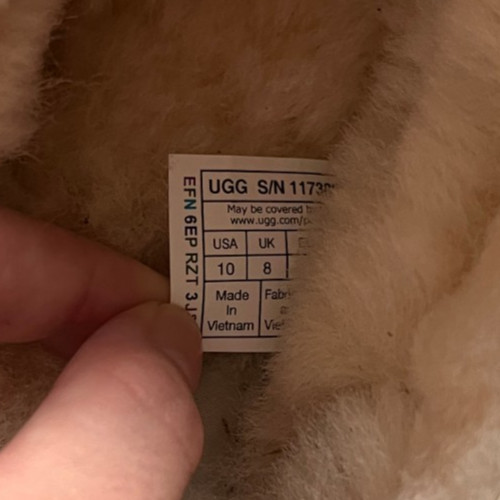 UGG Women’s Classic Micro Sheepskin Boots in Black Size US 10 NEW!